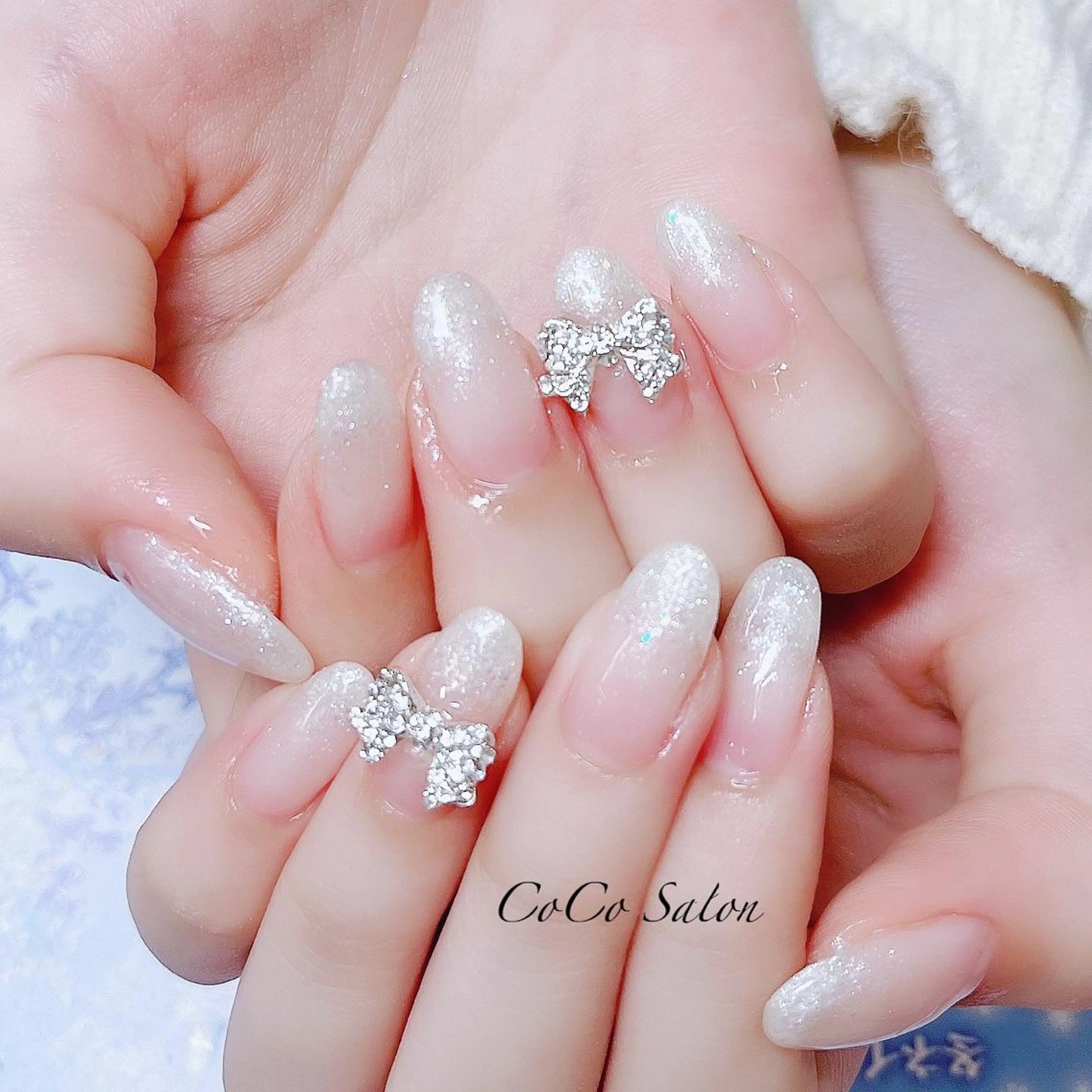 ネイル 成人式 長さ出し ジェルネイル グラデーション ホログラムネイル ハンドネイル CoCoSalon ネイル/まつ毛予約のネイルデザイン