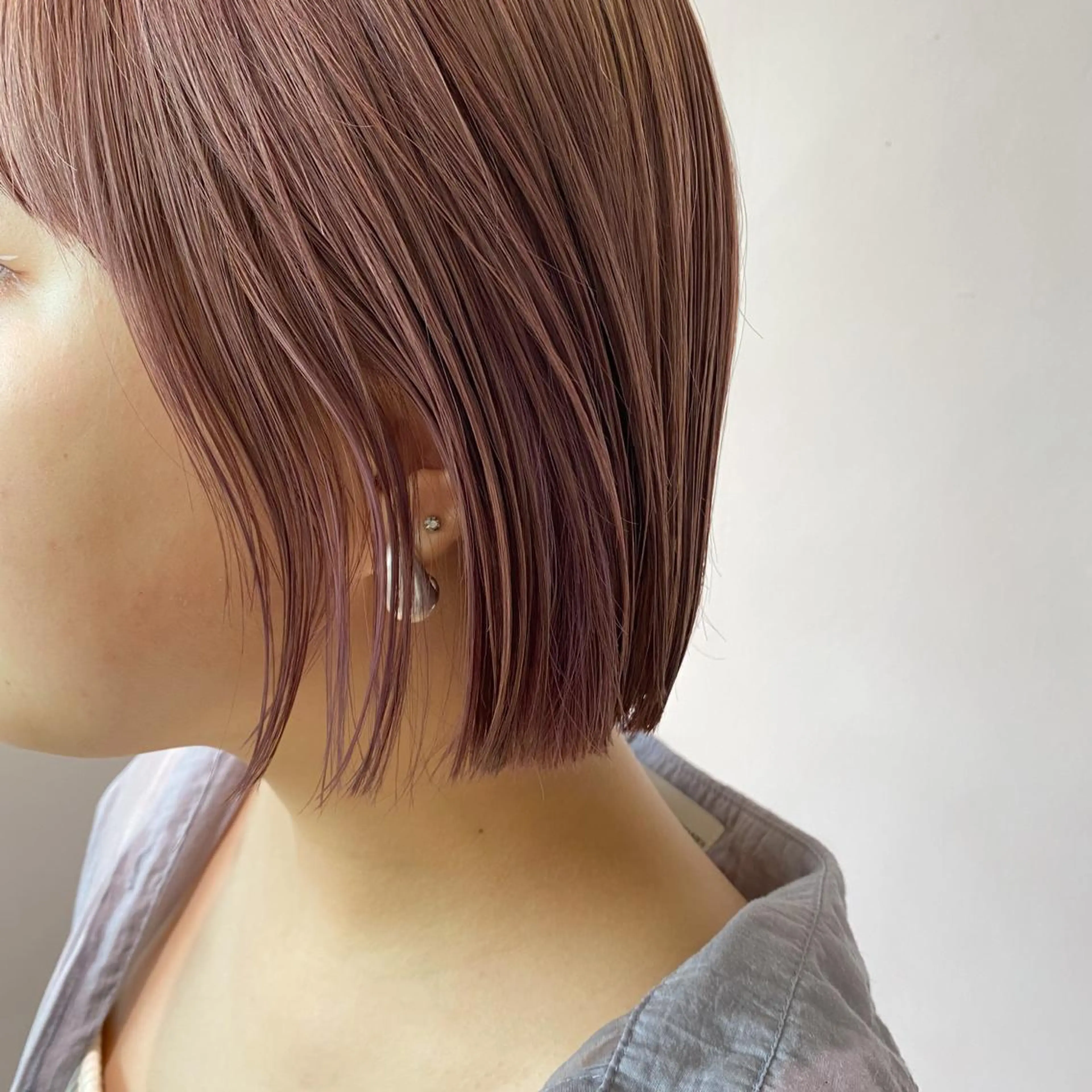 ショート カラー 松田 詩奈のヘアスタイル