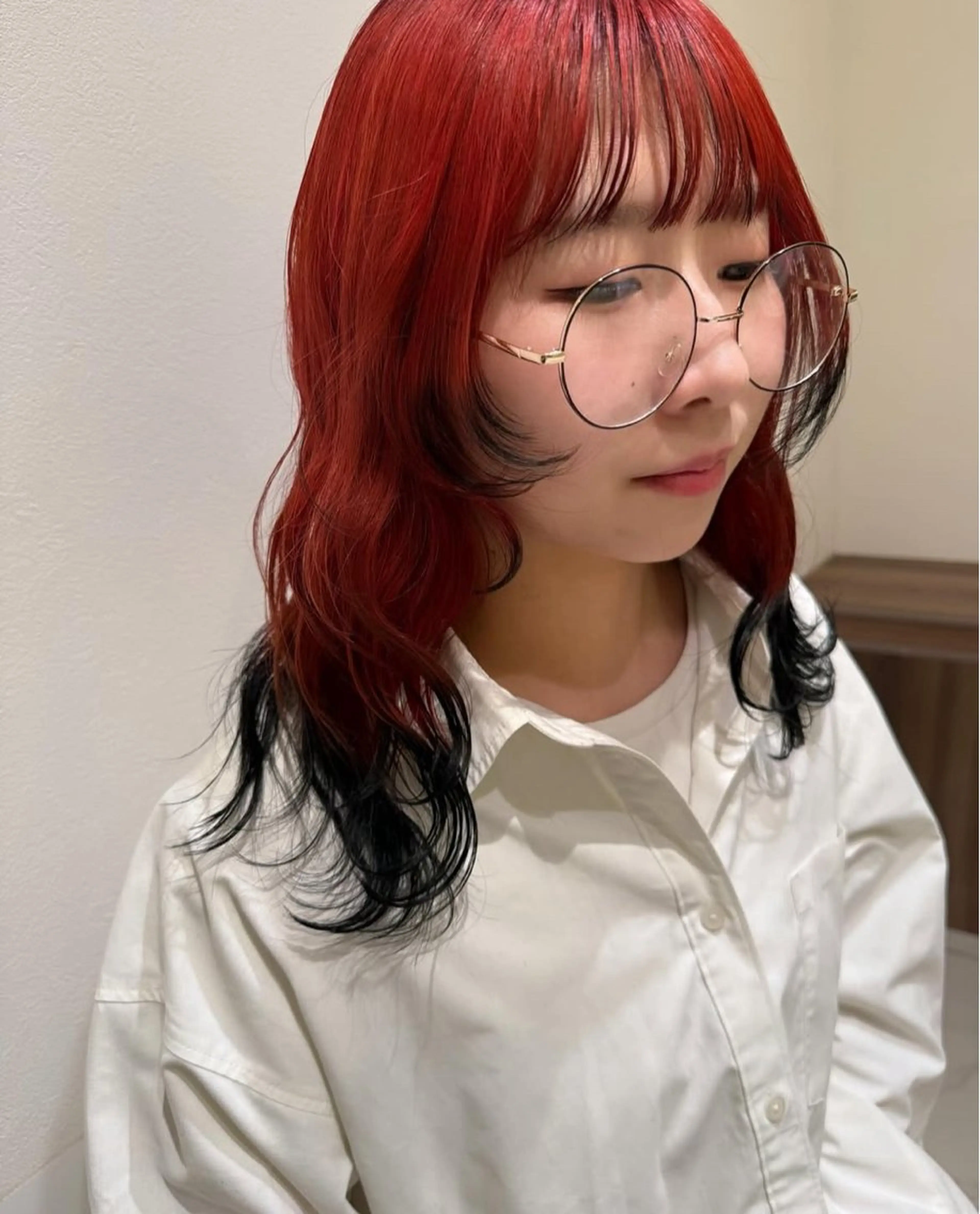 セミロング カラー 長田 有加のヘアスタイル