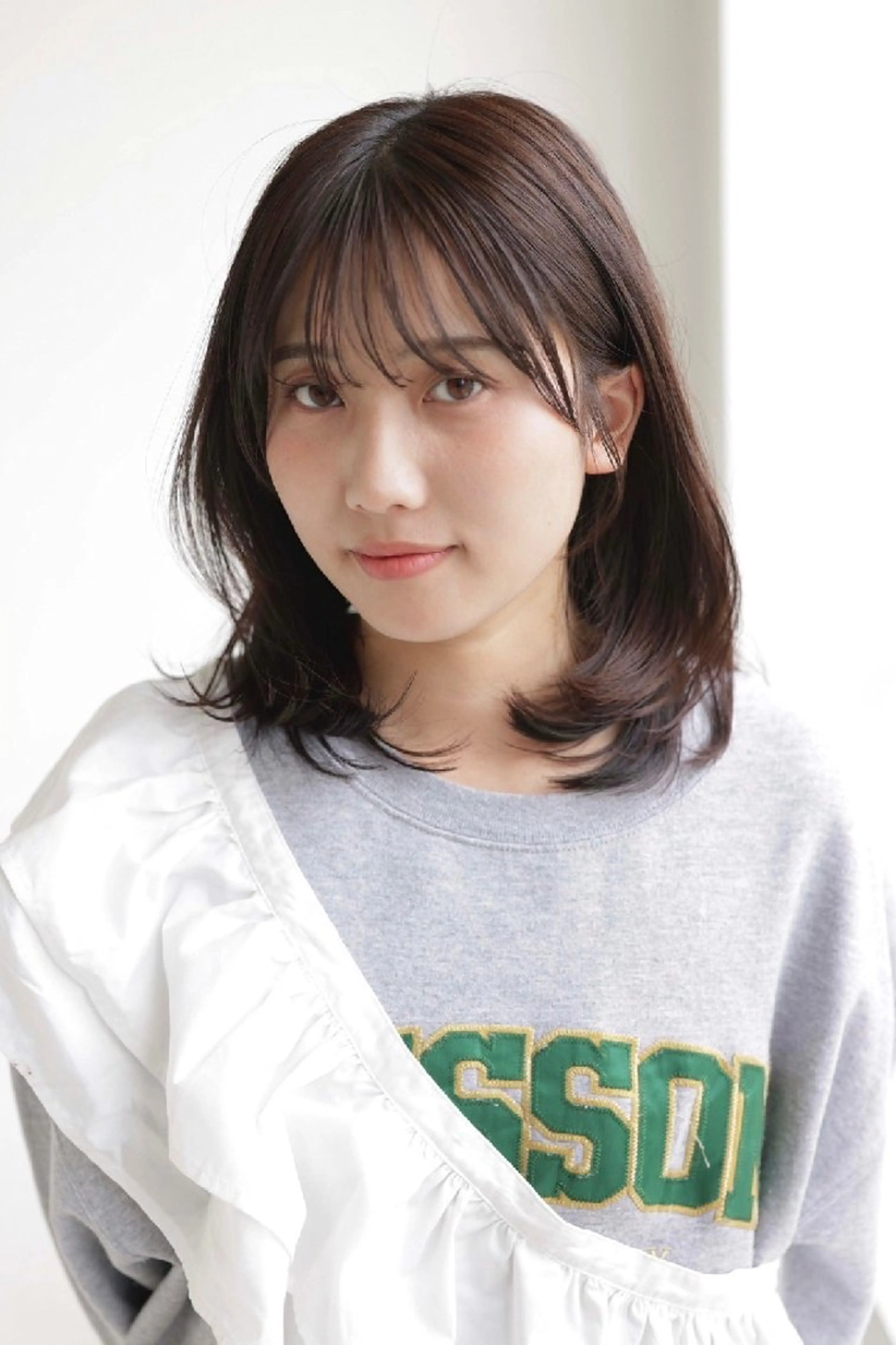 カラー 束感まつぱ🥑🤍 NATUKI🤍のヘアスタイル