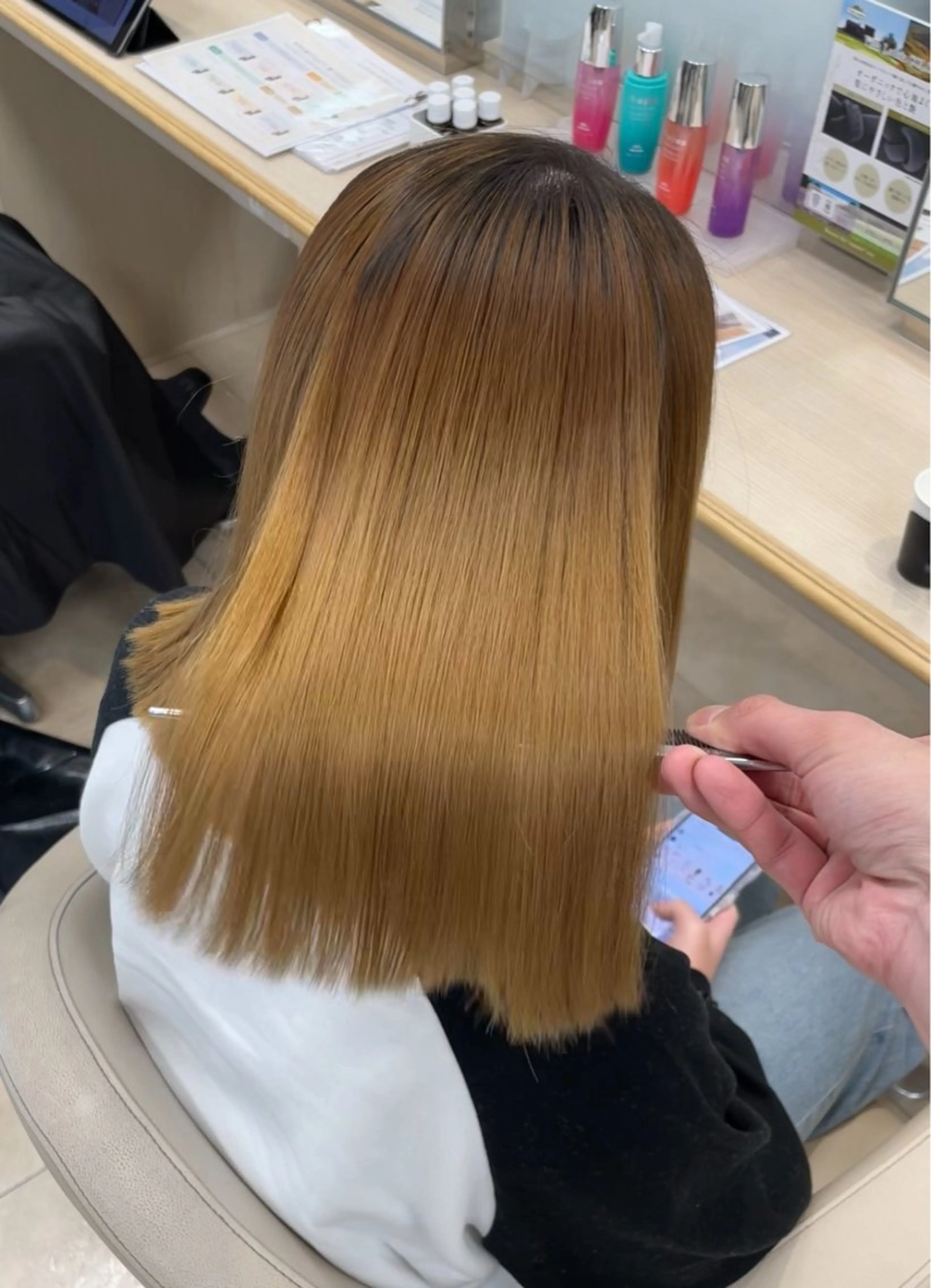 ロング シャドウパーマ／骨格 矯正カット　トモキのヘアスタイル