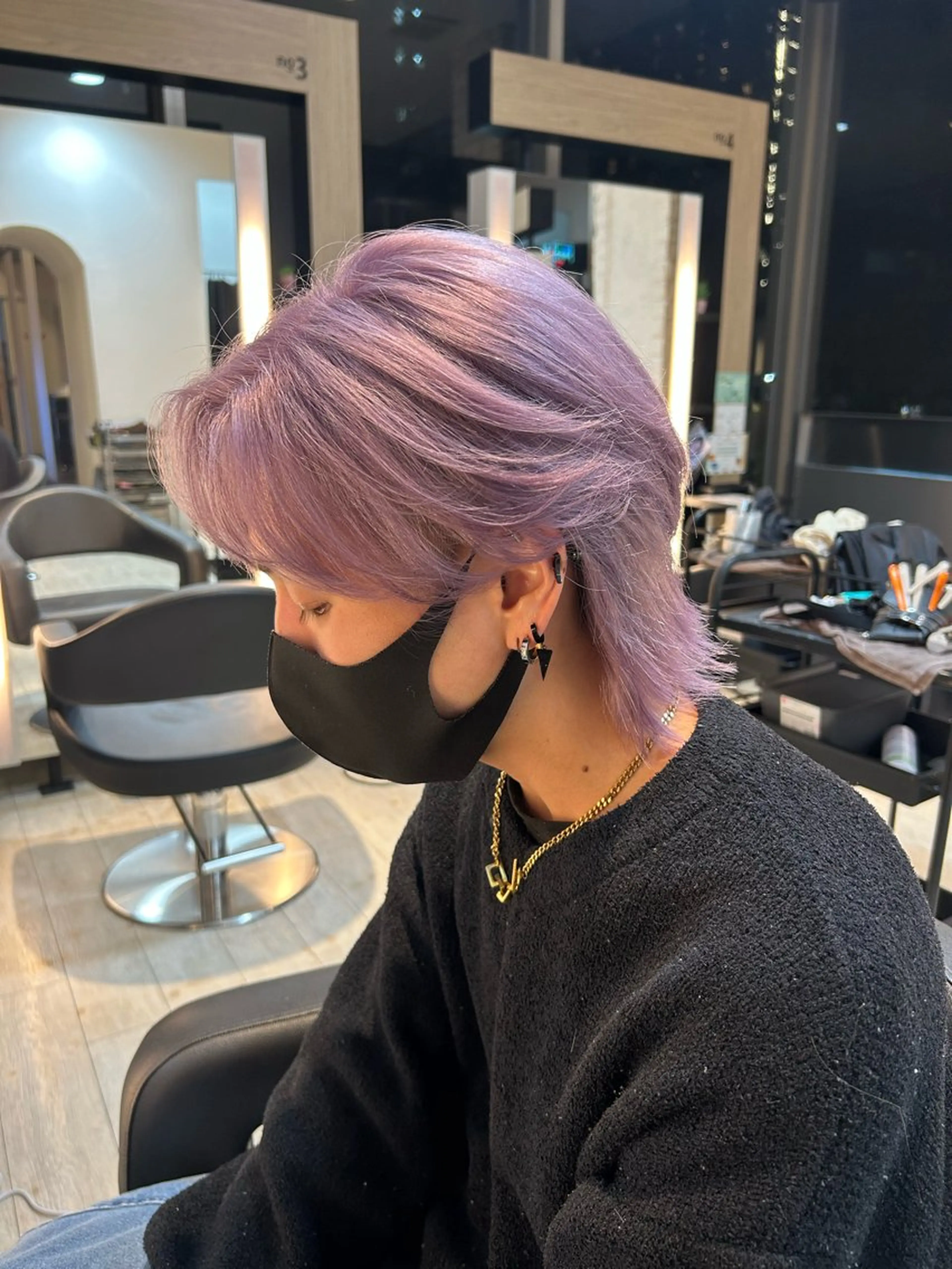 カラー メンズ メンズブリーチ ブリーチ ラベンダーカラー ピンクカラー シルバー カット ヘアカラー トリートメント 有働由良／ハイトーン ／韓国メンズヘアのヘアスタイル