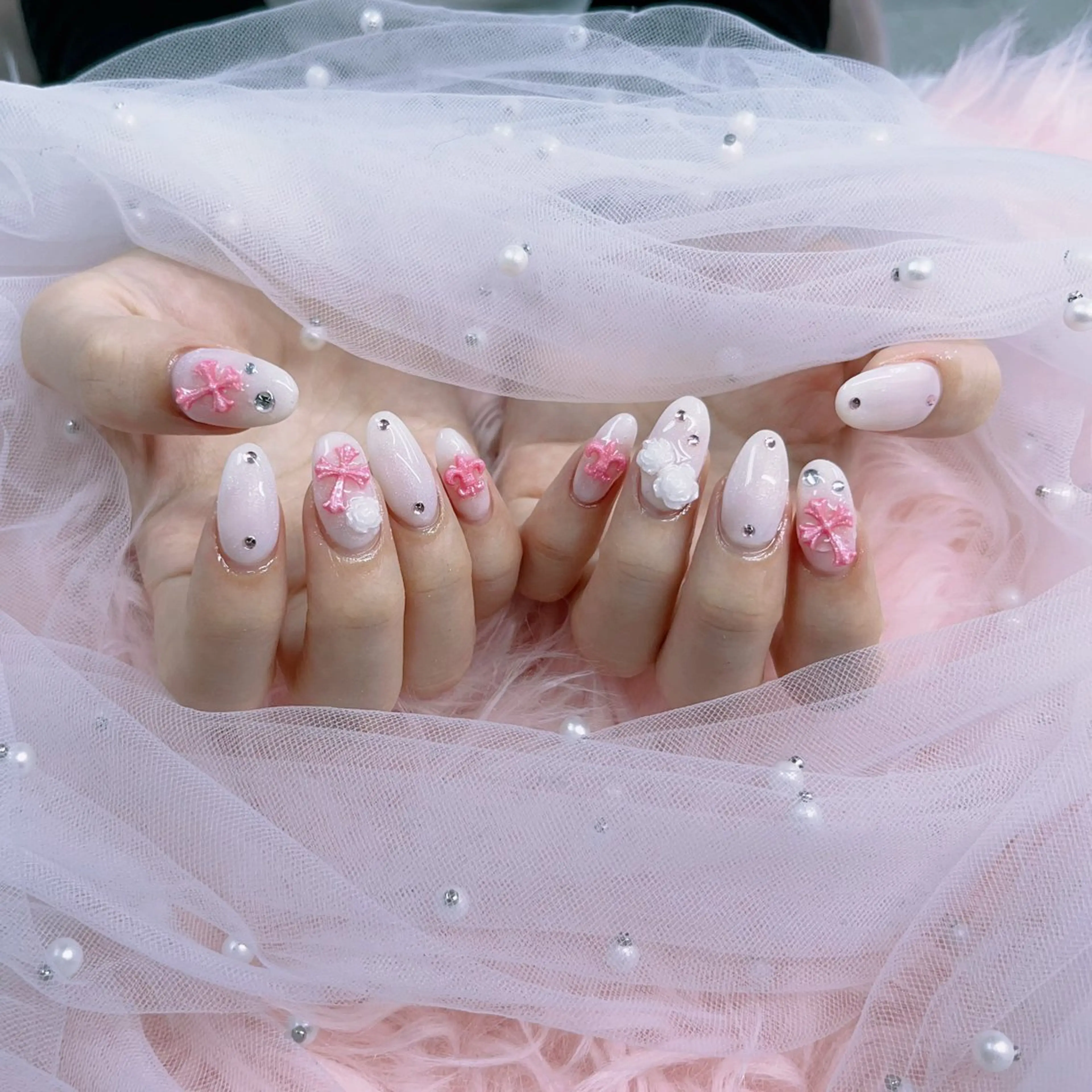 ネイル パーツ全部¥110 サロンミミのネイルデザイン