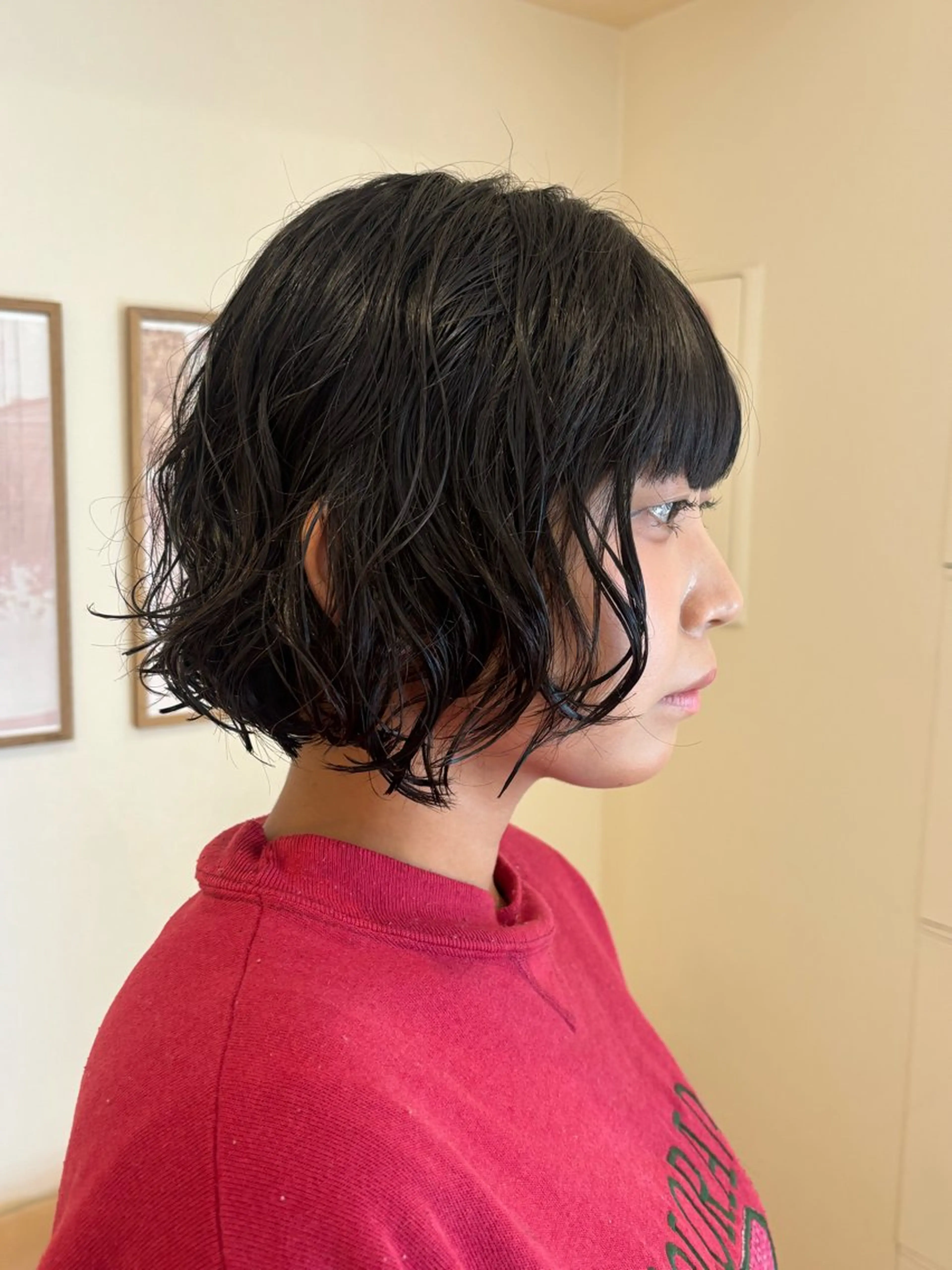 ミディアム パーマ ミディアムパーマ ボブ カット パーマ シンバヒナノ/パーマ レイヤー/髪質改善のヘアスタイル