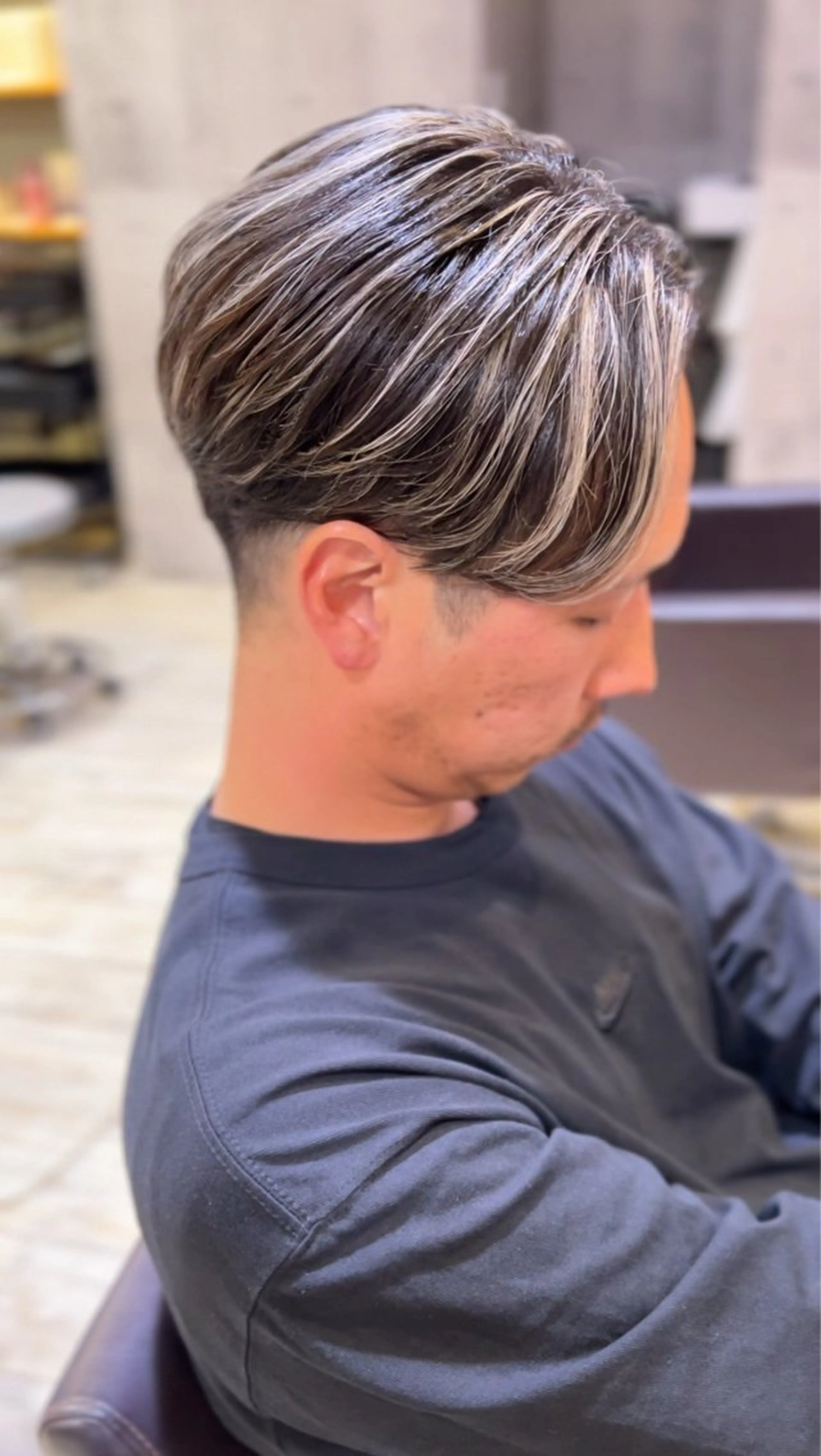 メンズ メンズハイライト レイヤーカット TAIKIのヘアスタイル