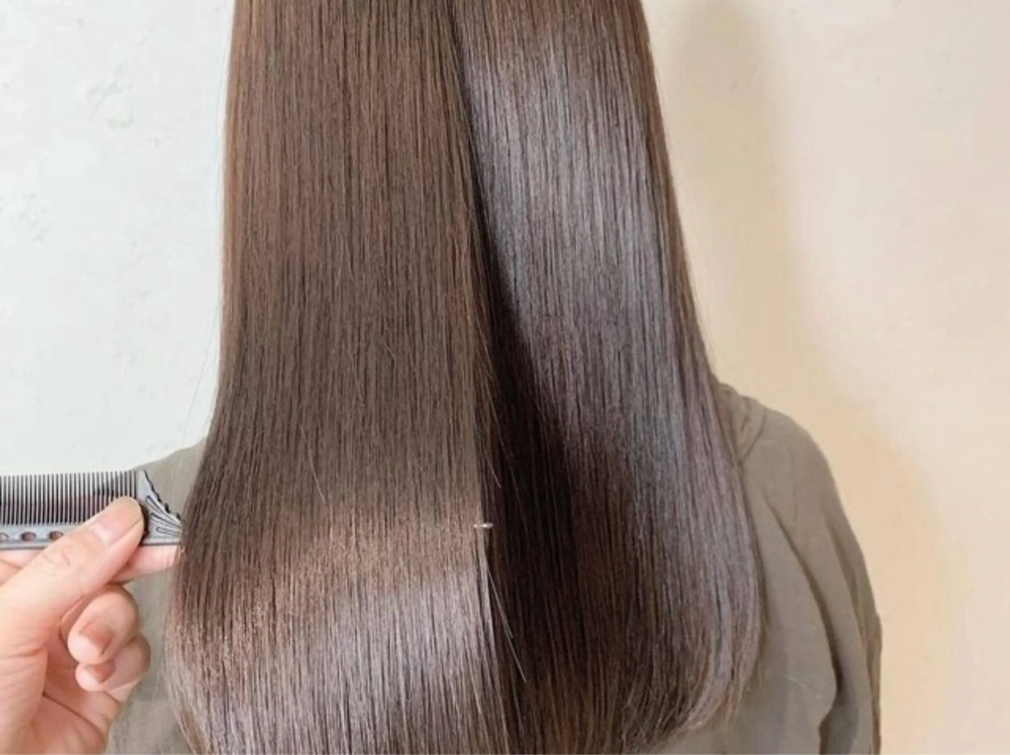 パーマ BISCO hair 小西冬馬 縮毛矯正のヘアスタイル