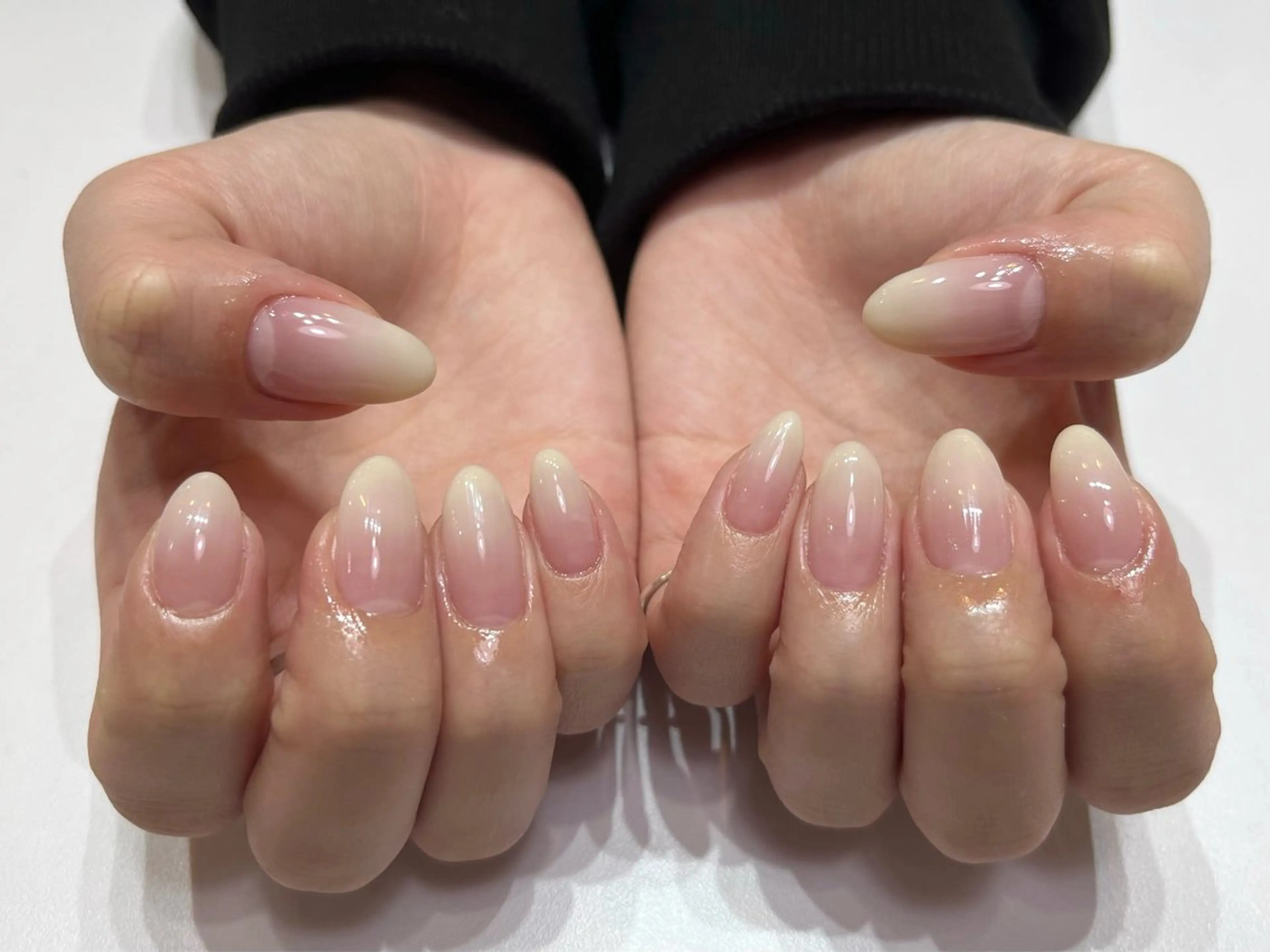 ネイル グラデーション RALUA名駅前店 安樂のネイルデザイン