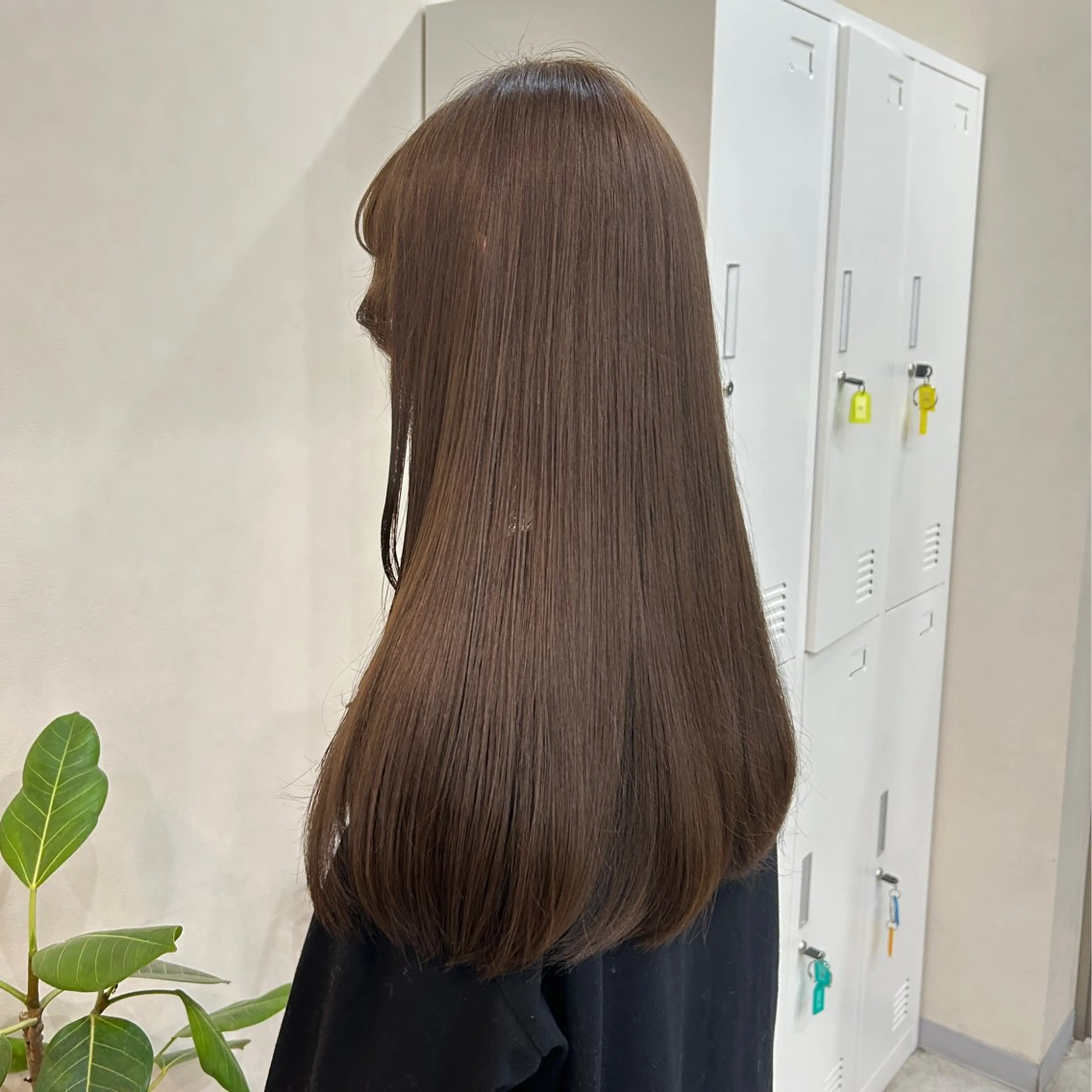 ロング カット ヘアカラー トリートメント MIDORI🎀 透明感/ベージュのヘアスタイル