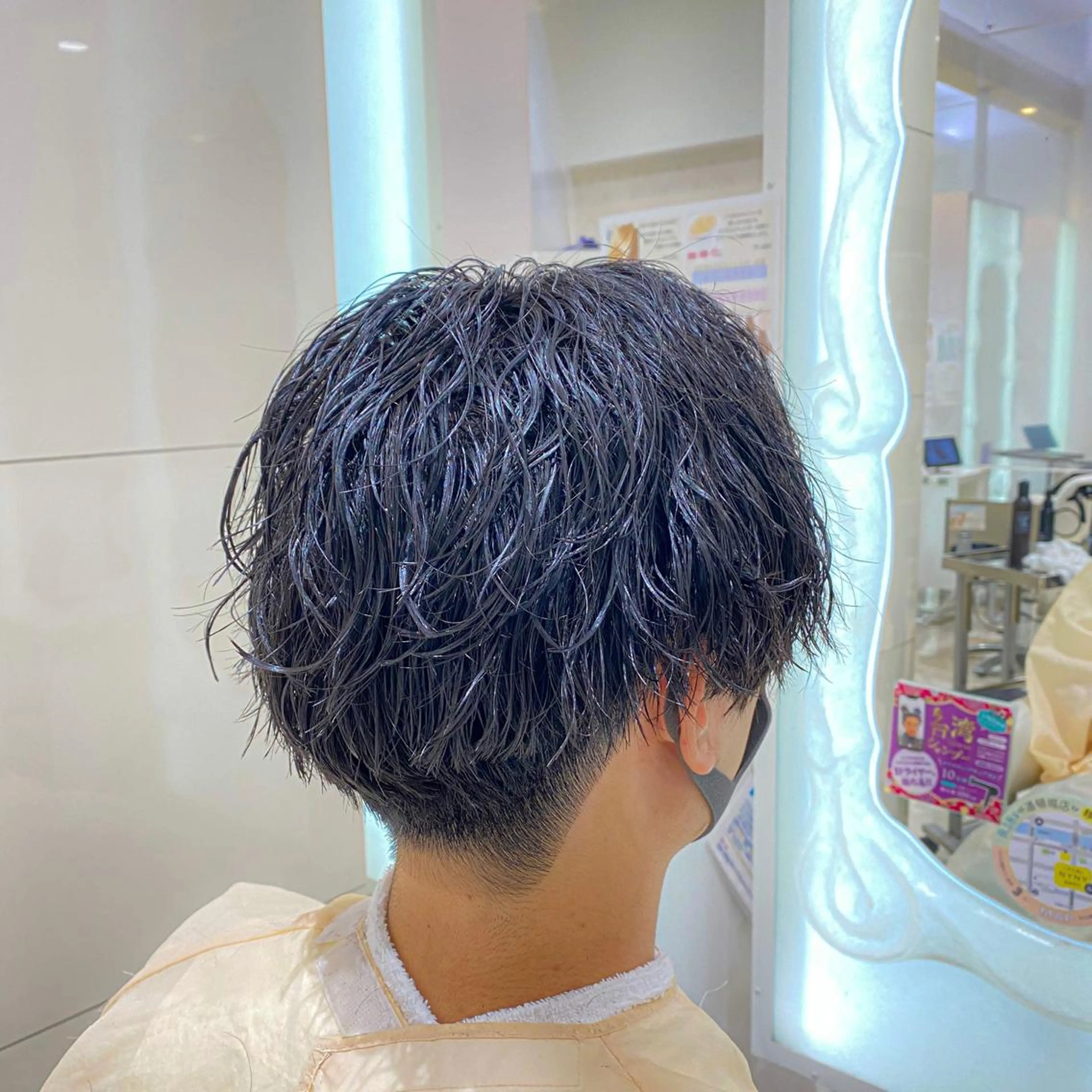 パーマ メンズ カット パーマ トリートメント スパイラル波巻き パーマ井本汰壱のヘアスタイル