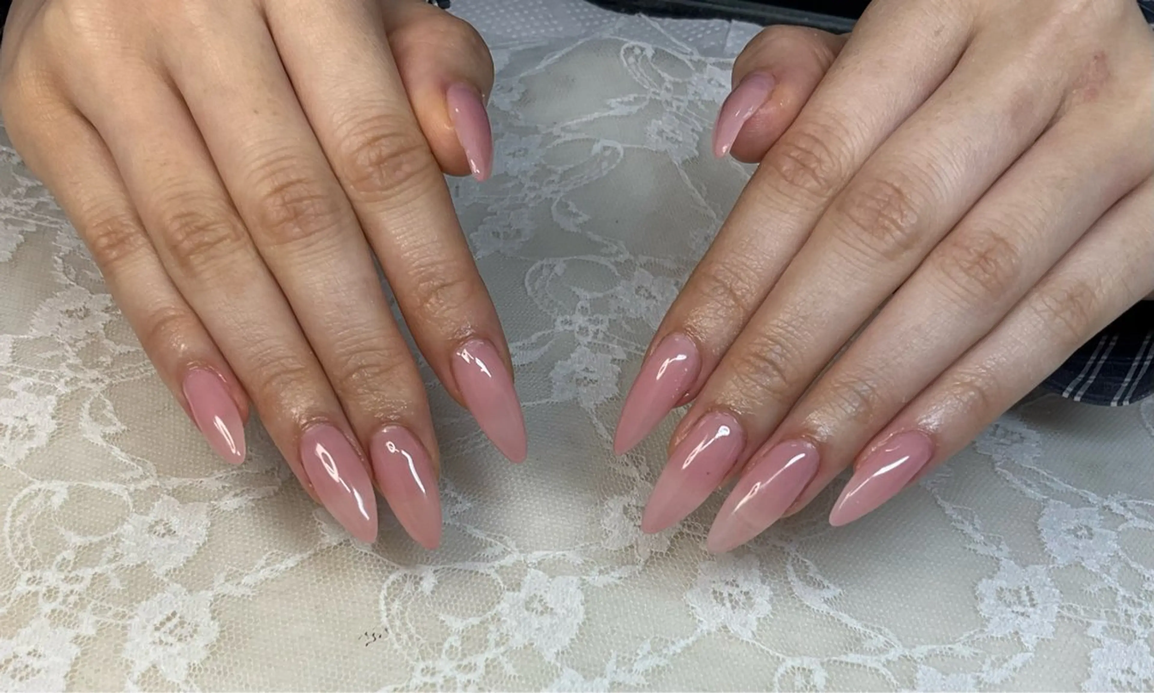 ネイル ピンク ハンドネイル ハンドケア 心斎橋Salon Epokkuのネイルデザイン