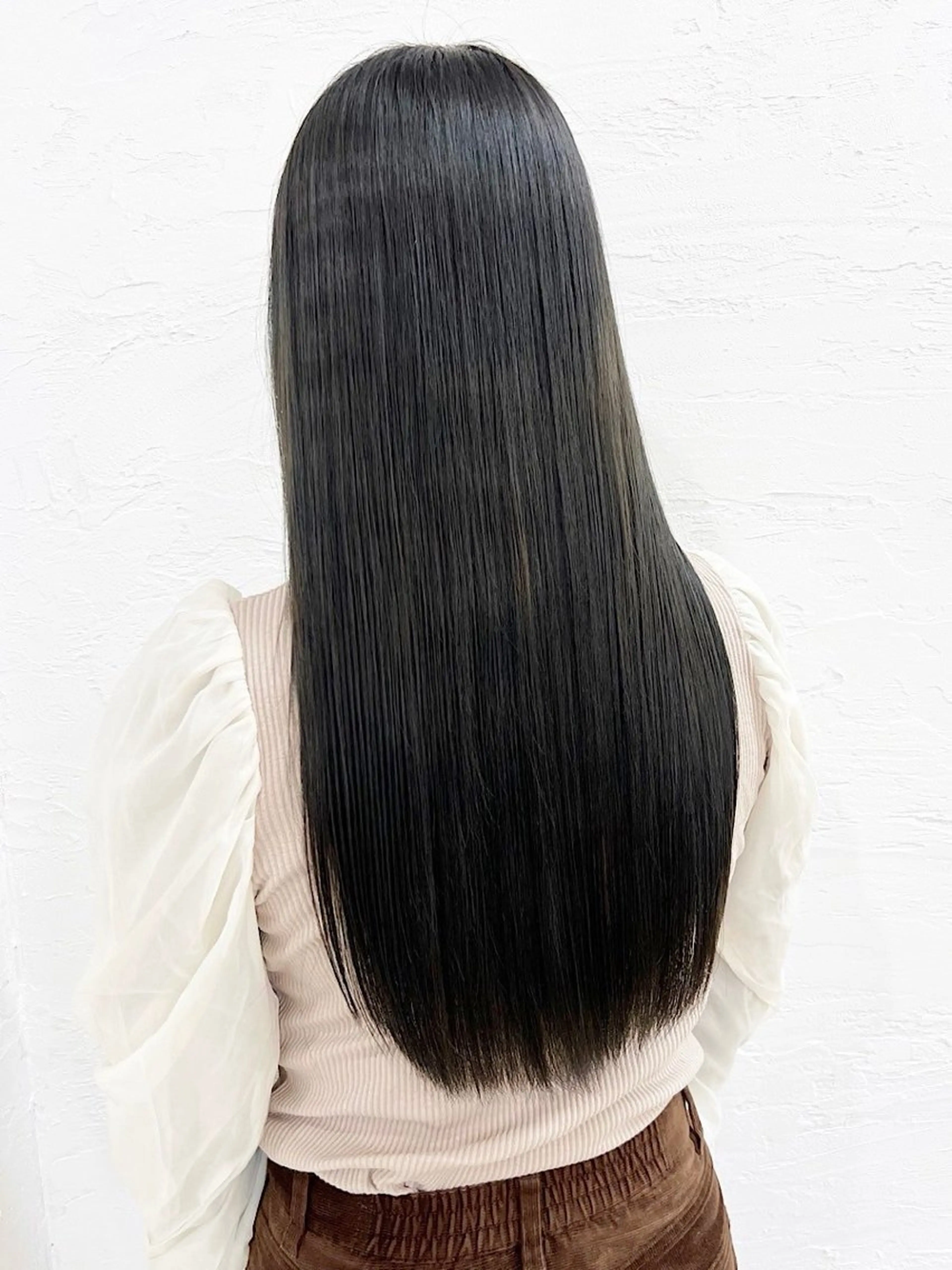 ロング わたなべ りょうのヘアスタイル