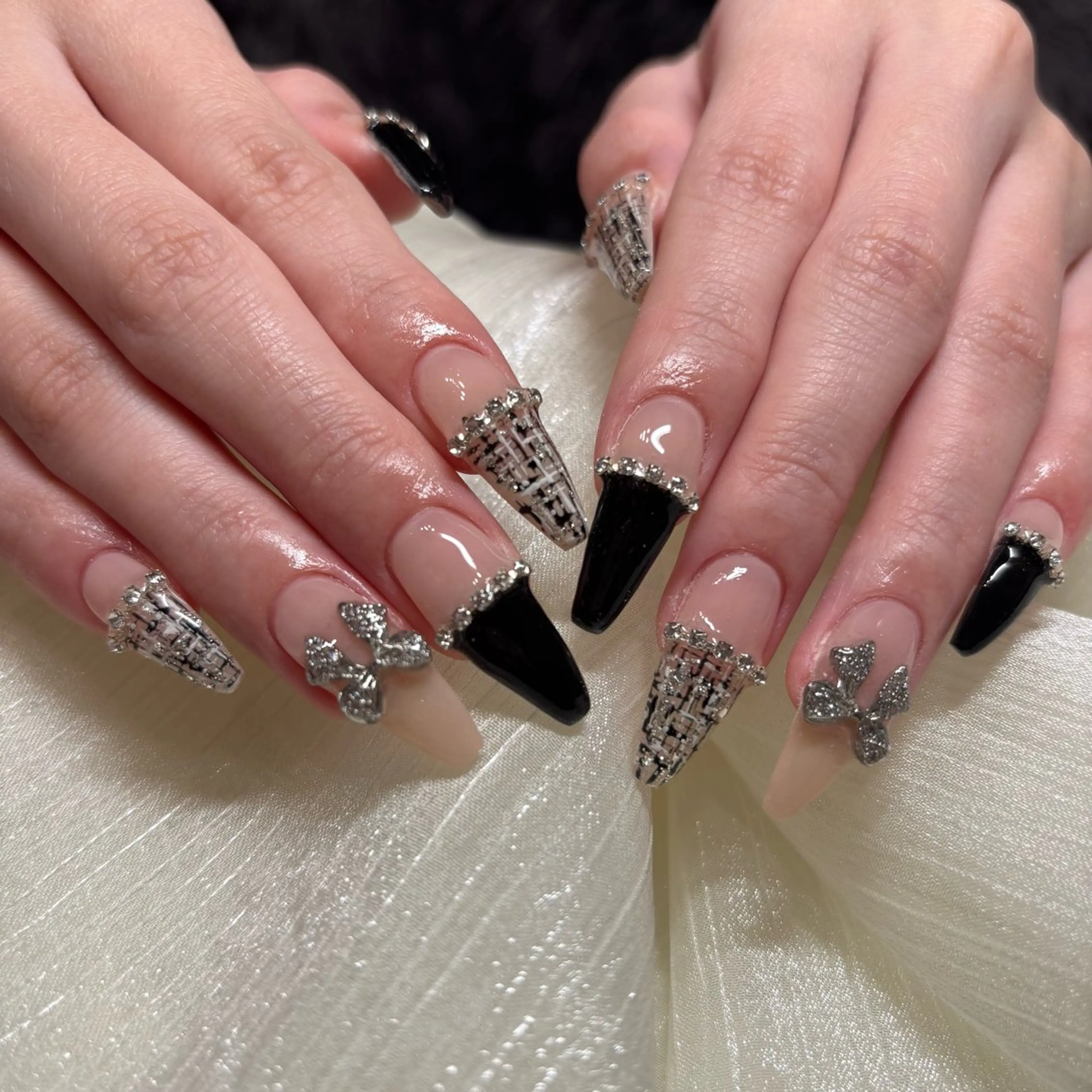 ロング RIO NAILのネイルデザイン