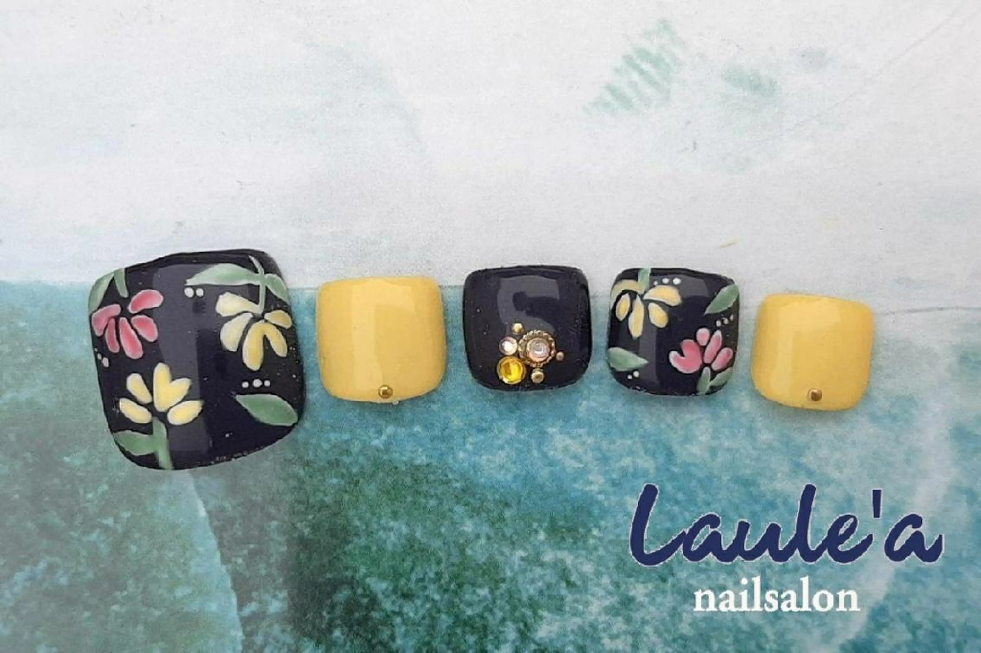 ネイル フットネイル Laule’a 昭島店のネイルデザイン