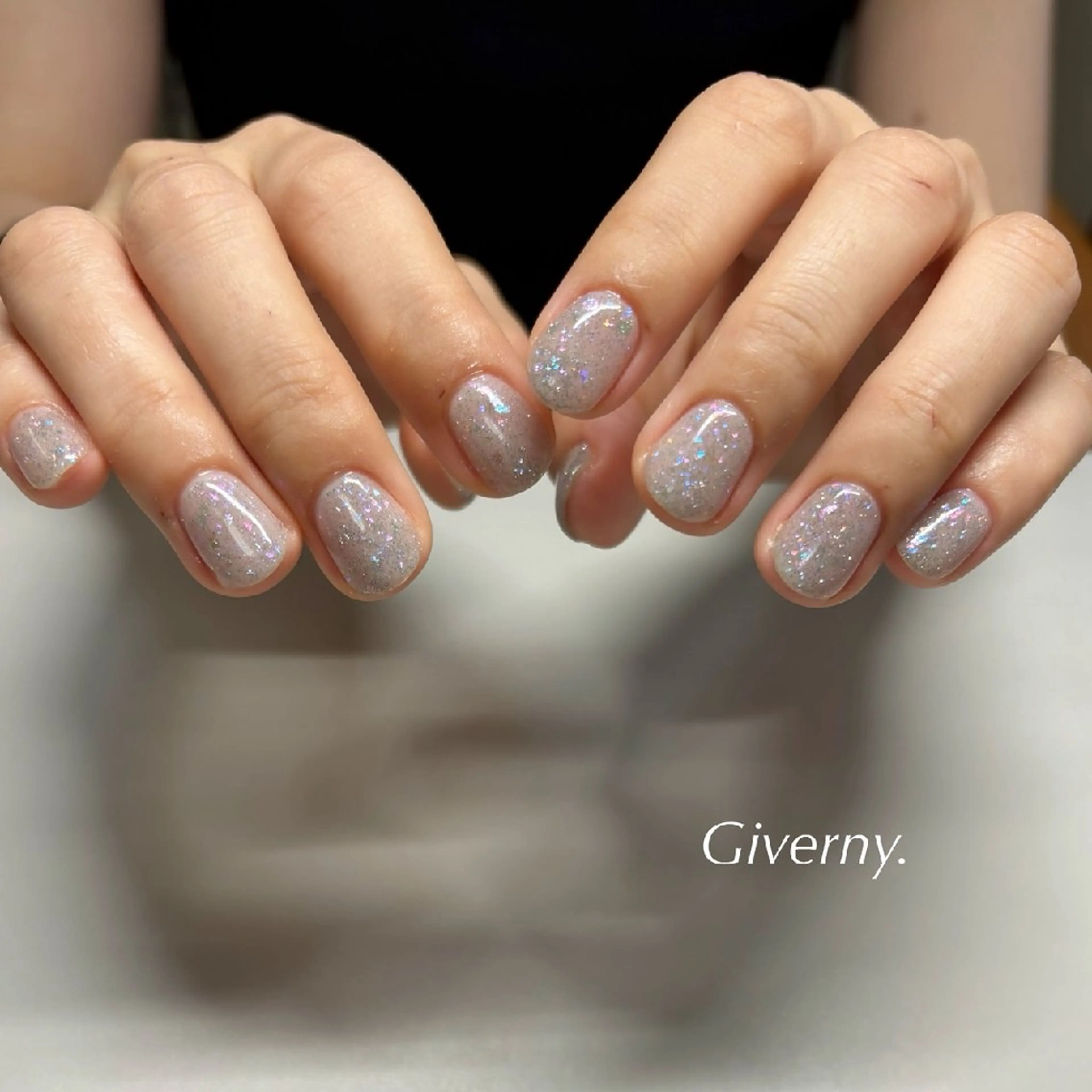 ネイル フラッシュネイル シンプルネイル 夏ネイル ハンドネイル Giverny .のネイルデザイン