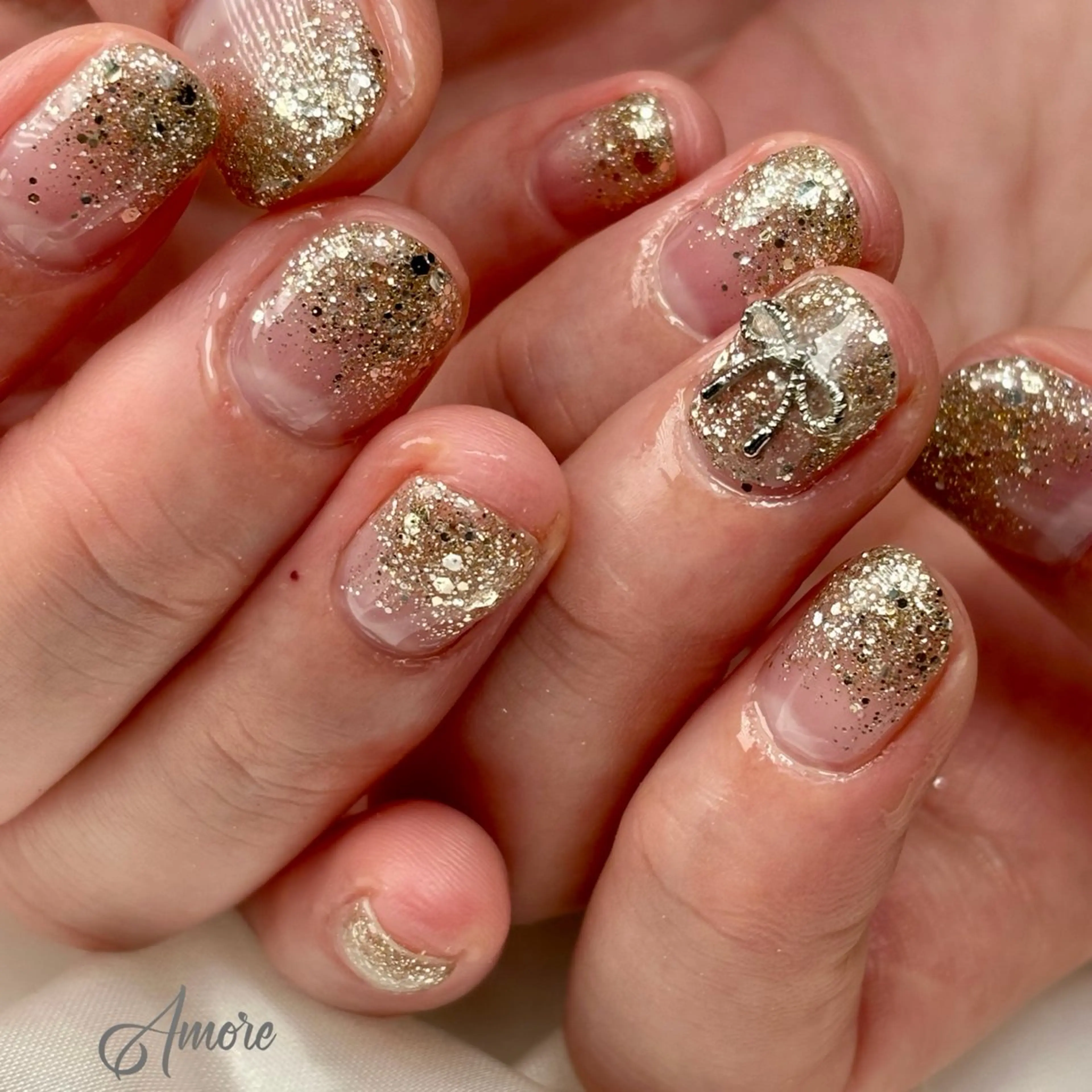 ネイル ジェルネイル キラキラネイル 韓国ネイル マグネットネイル パラジェル You kyehwaのネイルデザイン