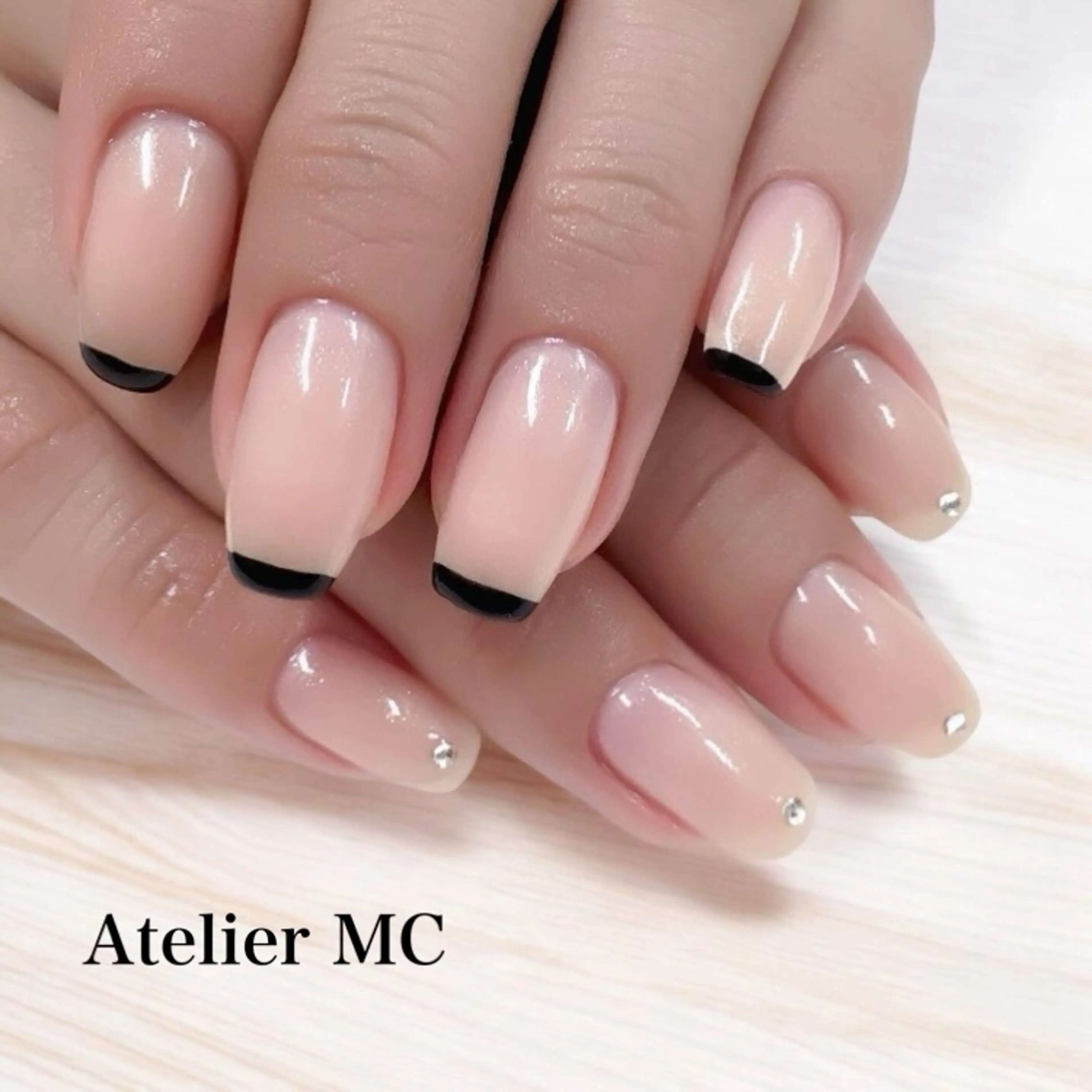 ネイル アトリエ エムシー 【新富町・東銀座】のネイルデザイン