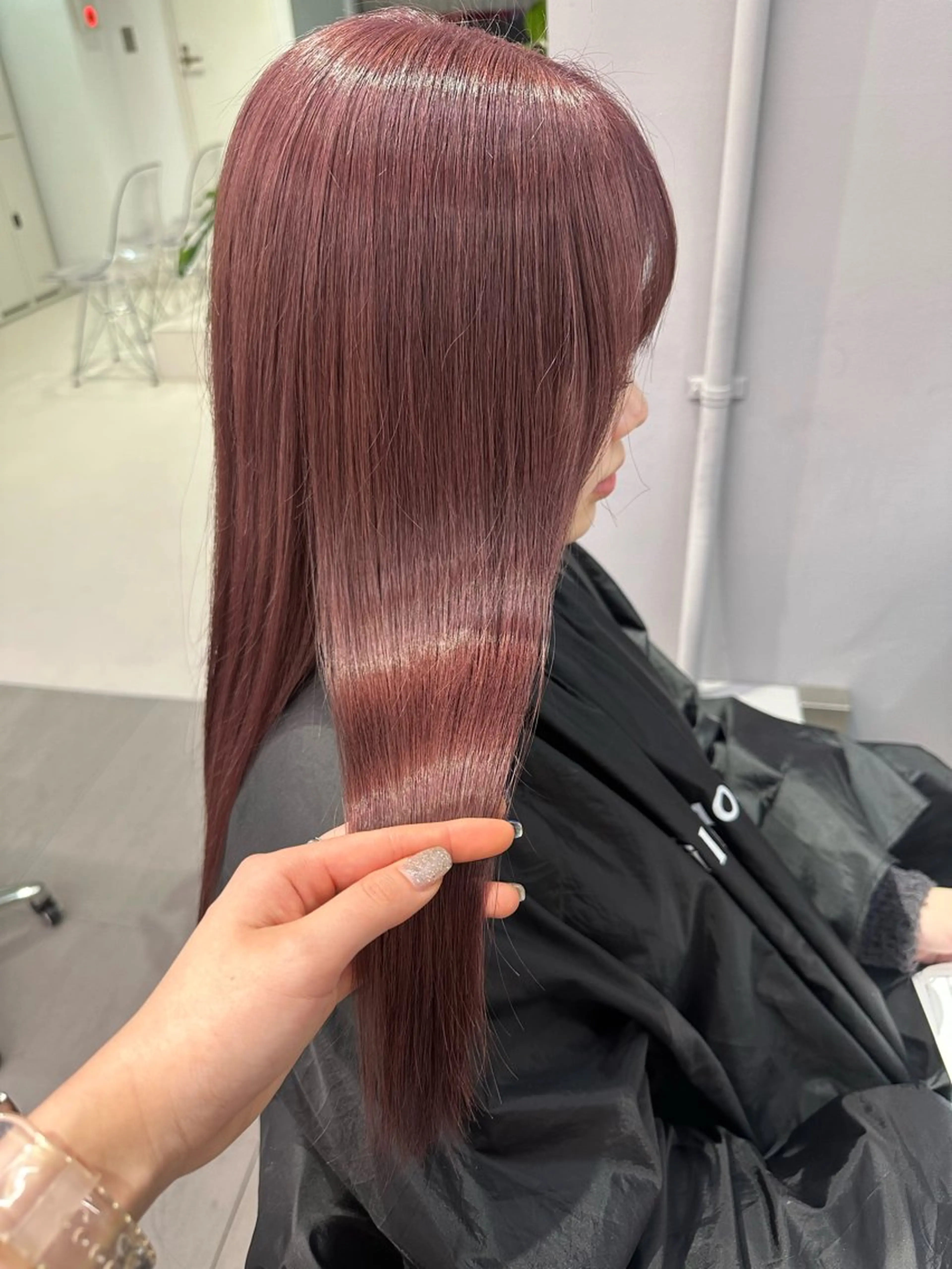 セミロング カラー ブリーチ ハイトーンカラー ラベンダーカラー ブリーチなしカラー ピンクカラー カット ヘアカラー トリートメント REINA☁️透明感 カラー/ぷつっと♡のヘアスタイル