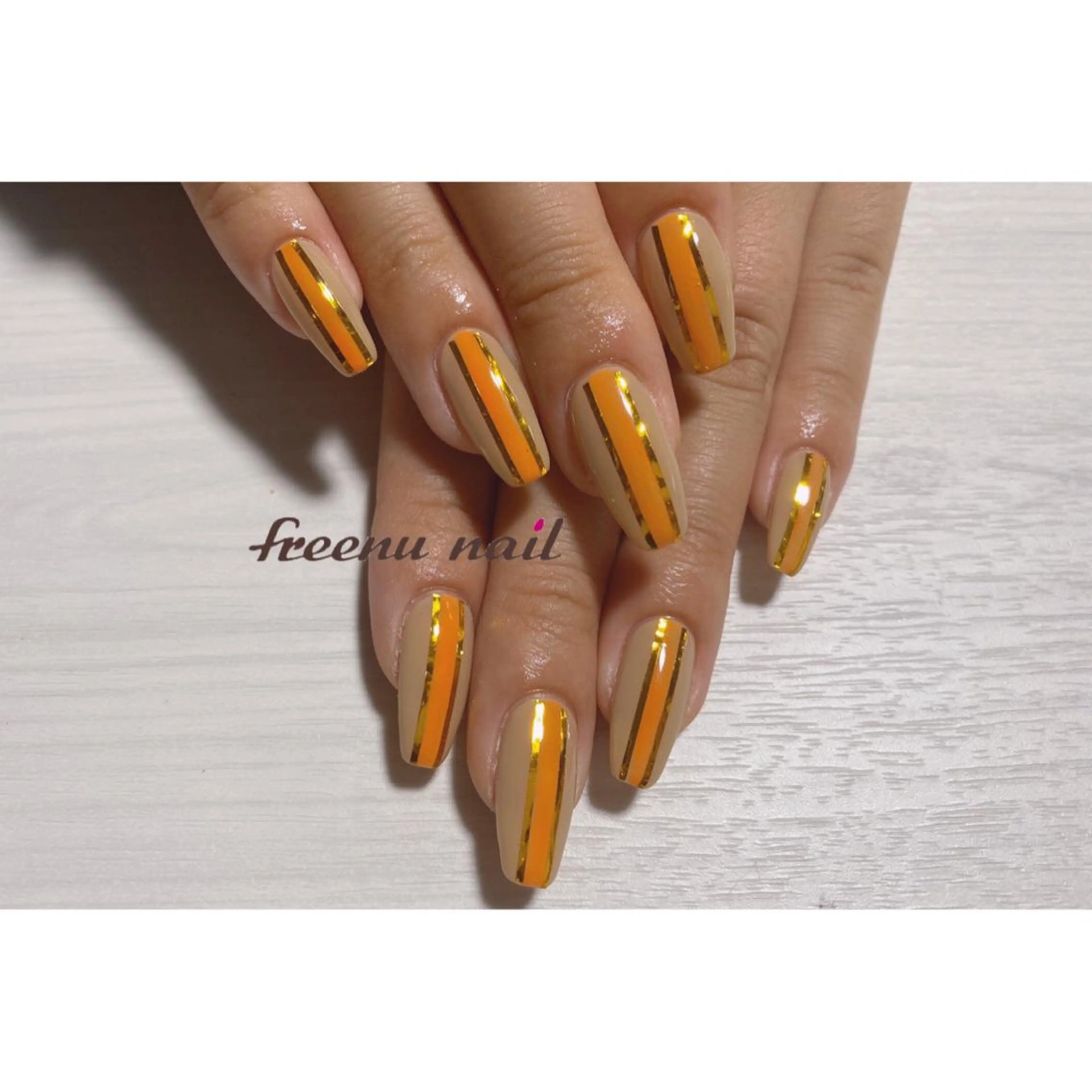 ネイル オレンジ freenu nail【24H】のネイルデザイン