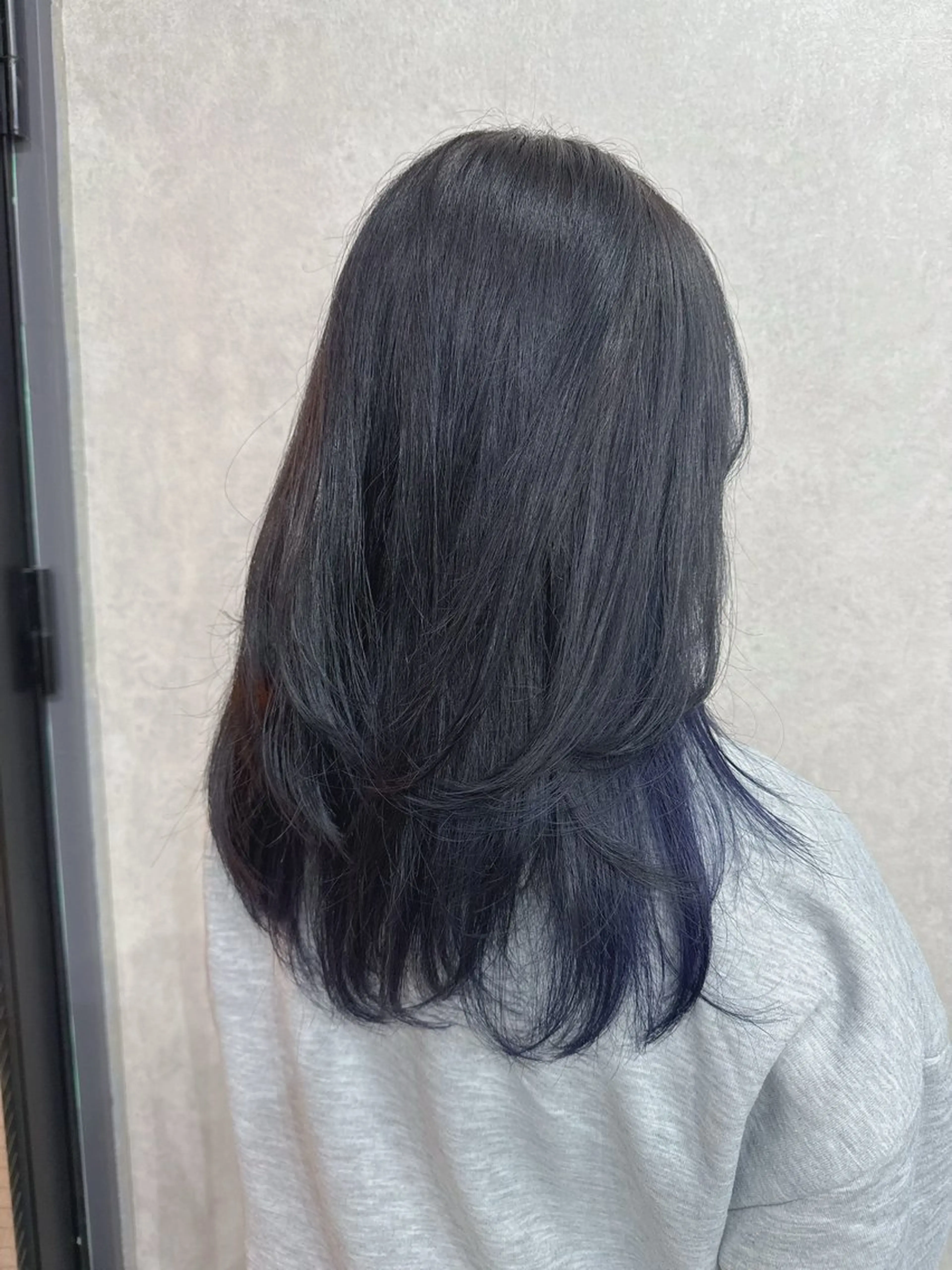 セミロング カラー レイヤーカット AIRI layer cut hairのヘアスタイル