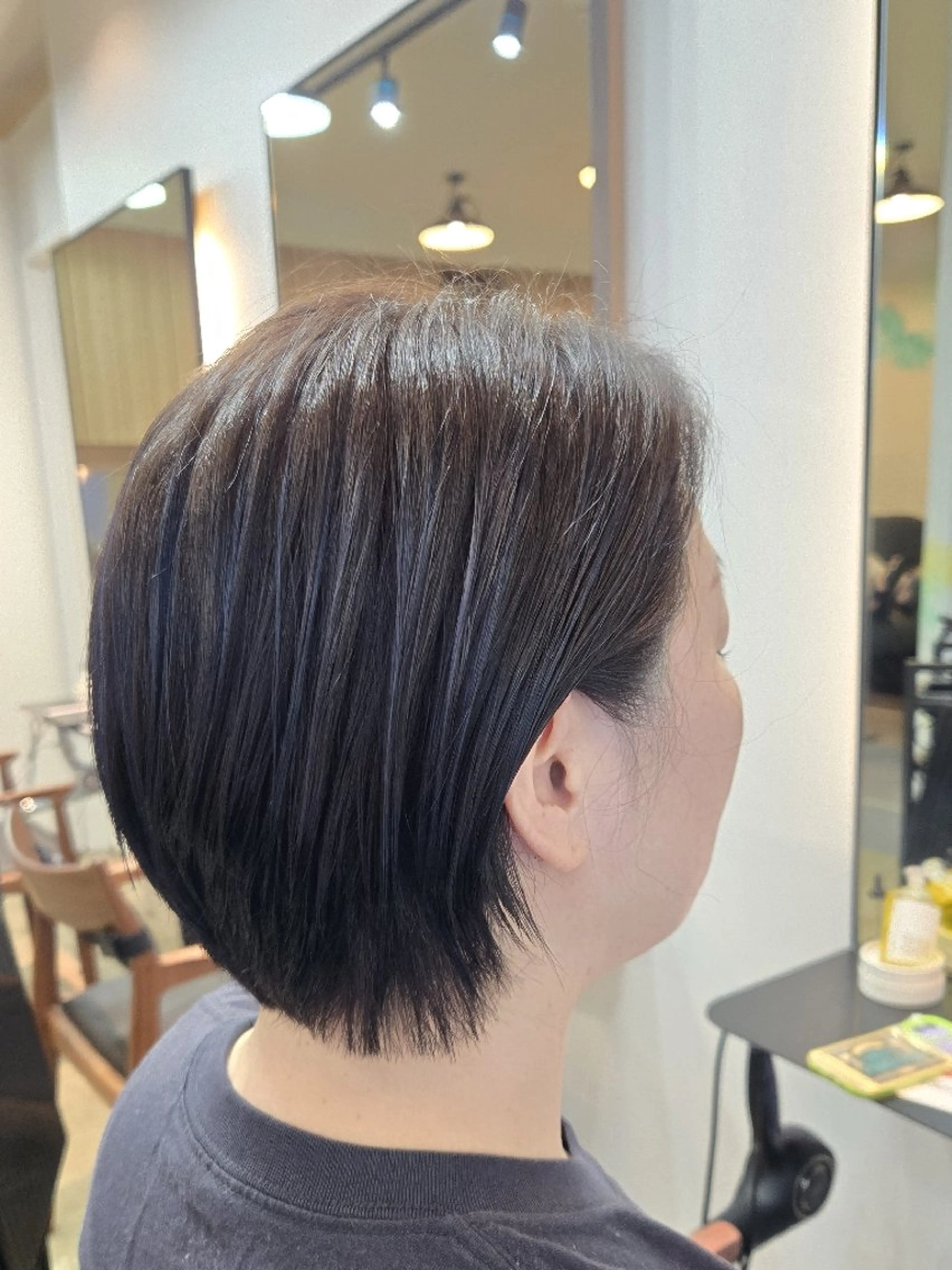 ショート カラー ハイライトカラー ハイライト カット ヘアカラー トリートメント stoke TOKYO所属・野村 果音(カノン)のヘアスタイル