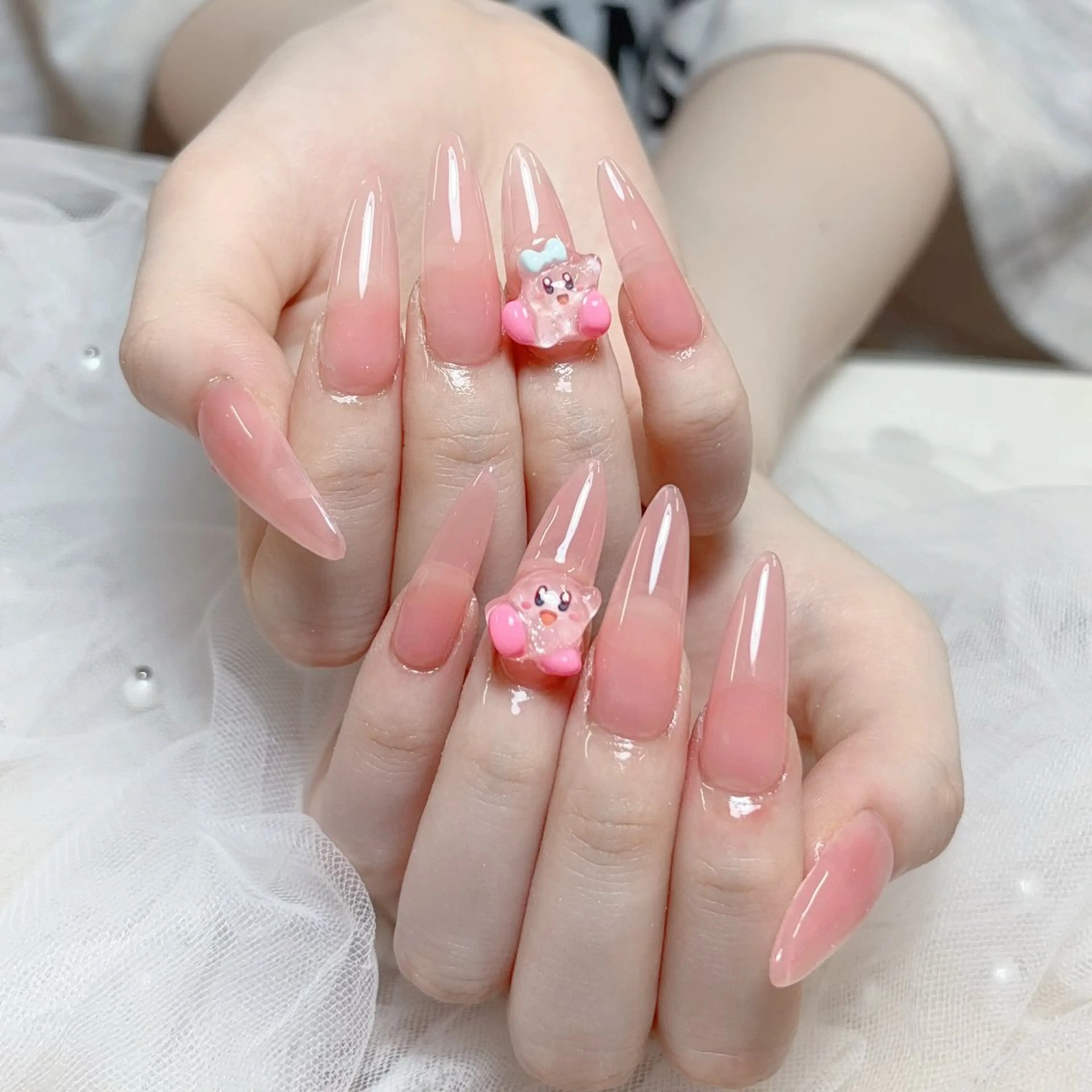 ネイル ハンドネイル 🎀kira 長さだし💗モチ最高のネイルデザイン