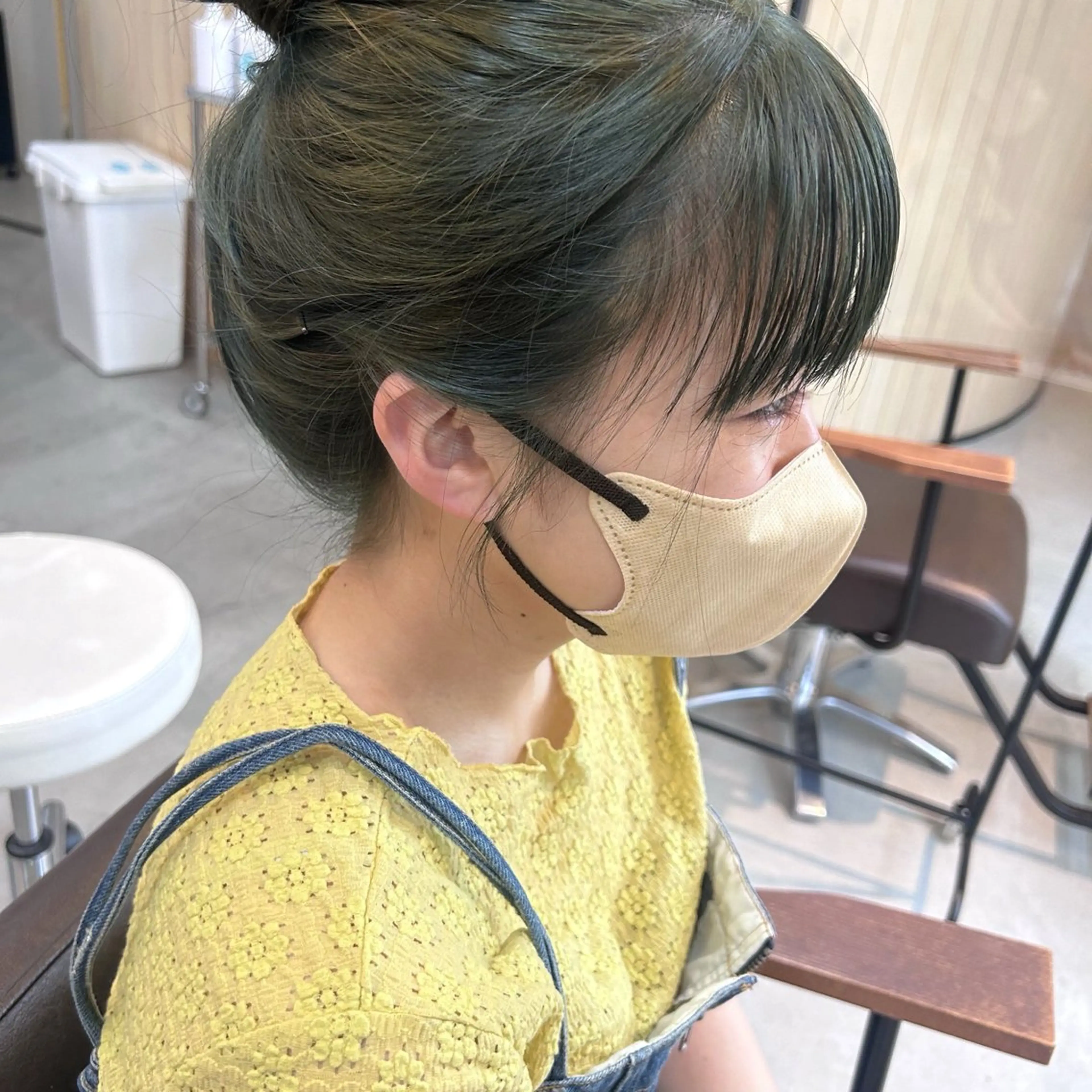 ミディアム カット ヘアカラー 綿貫 美雪のヘアスタイル