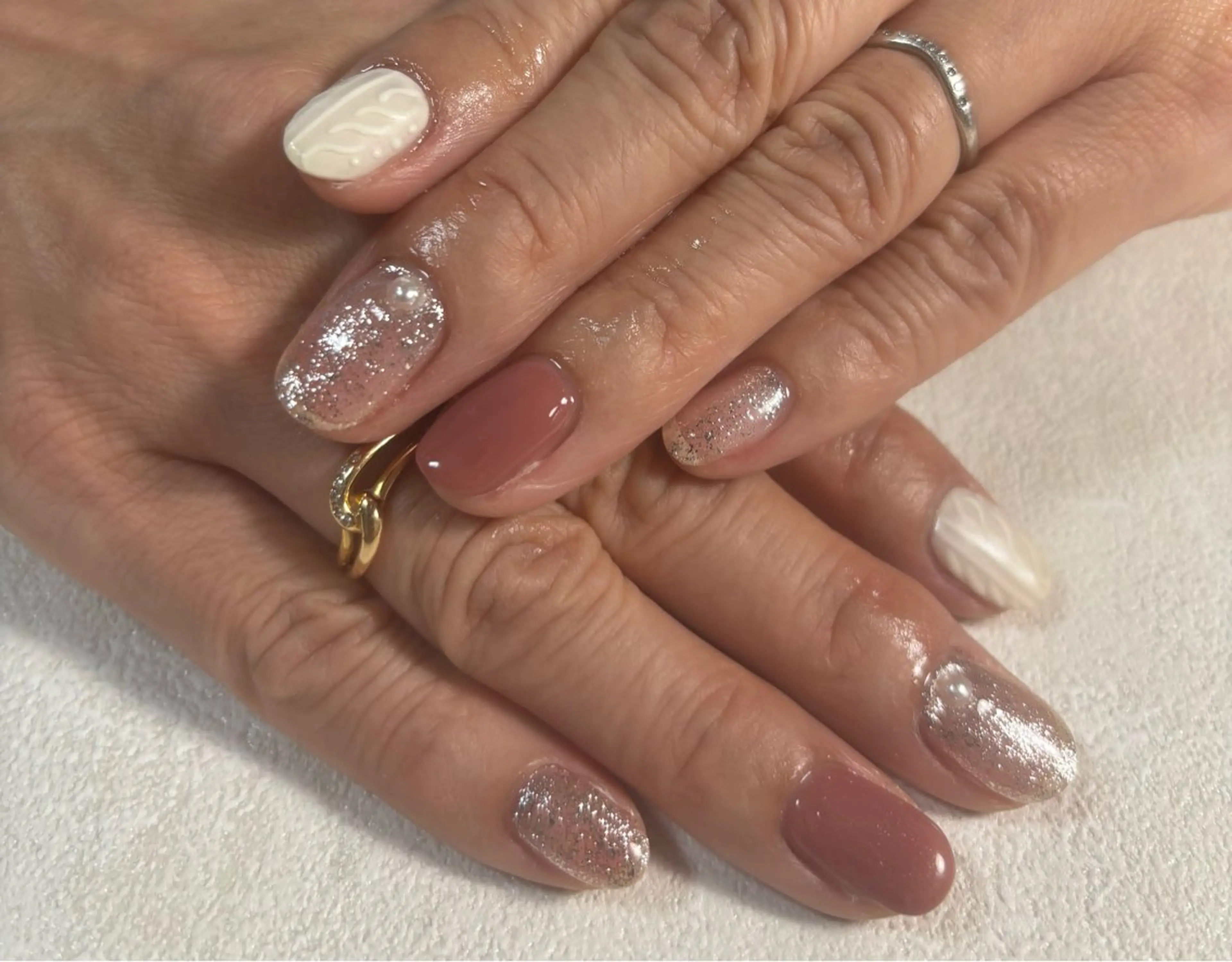 ネイル オーロラネイル ブルー フットネイル フレンチネイル ジェルネイル ハンドネイル kiki nail たまプラーザのネイルデザイン