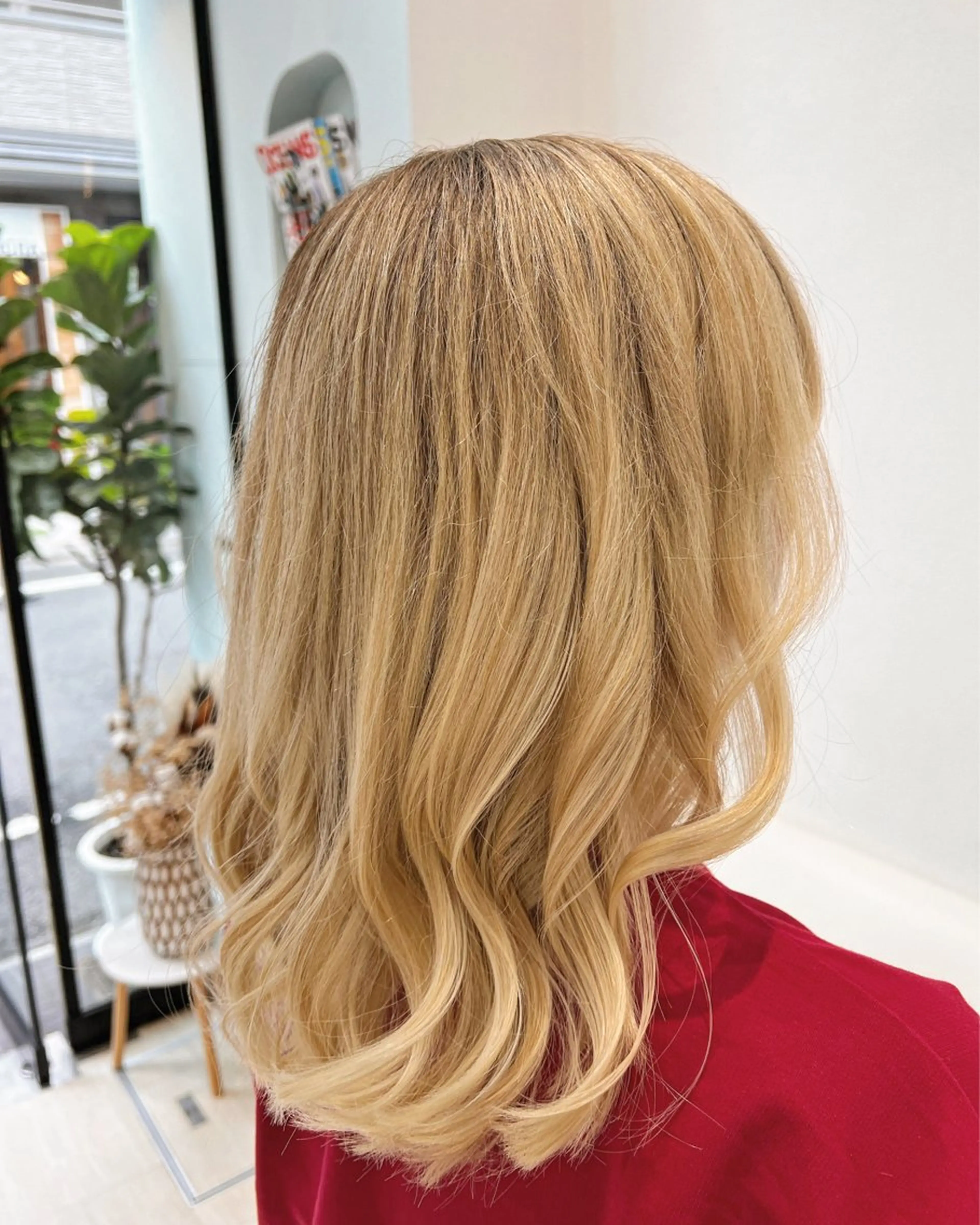 ミディアム カラー パーマ ヘアアレンジ メンズ ヘアカラー トリートメント 堀井 凌平のヘアスタイル