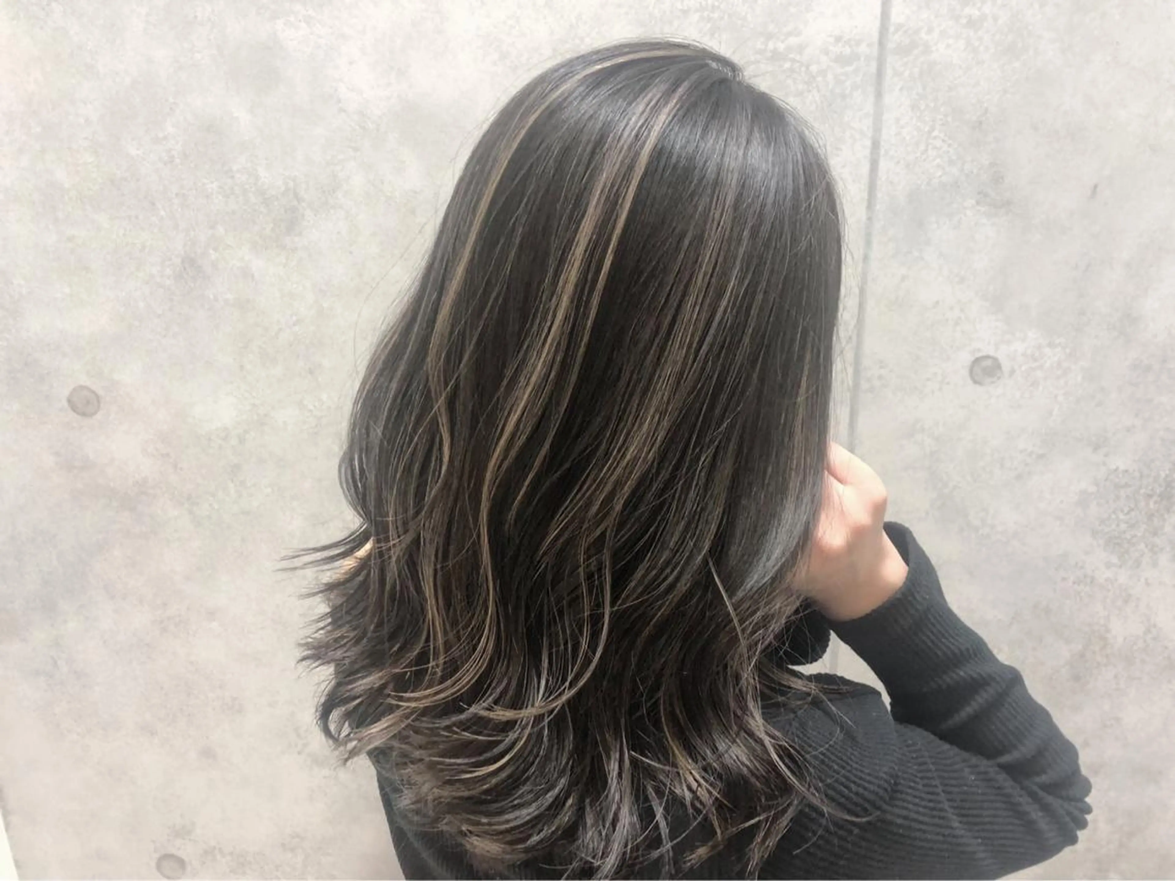 ミディアム カラー マツエクモデル 安藤裕子のマツエク・マツパデザイン