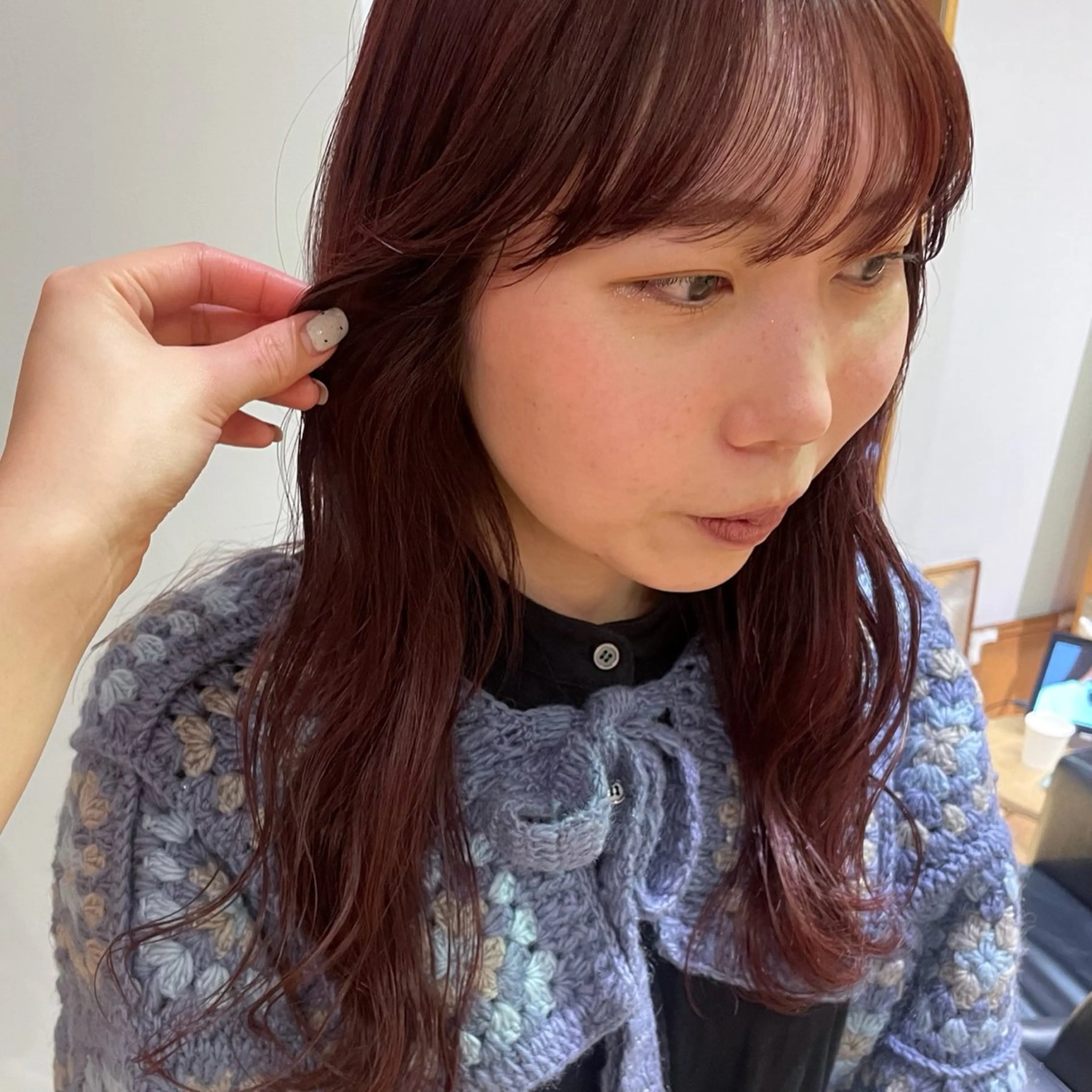 ミディアム カラー オリーブカラー 大橋 芽衣のヘアスタイル