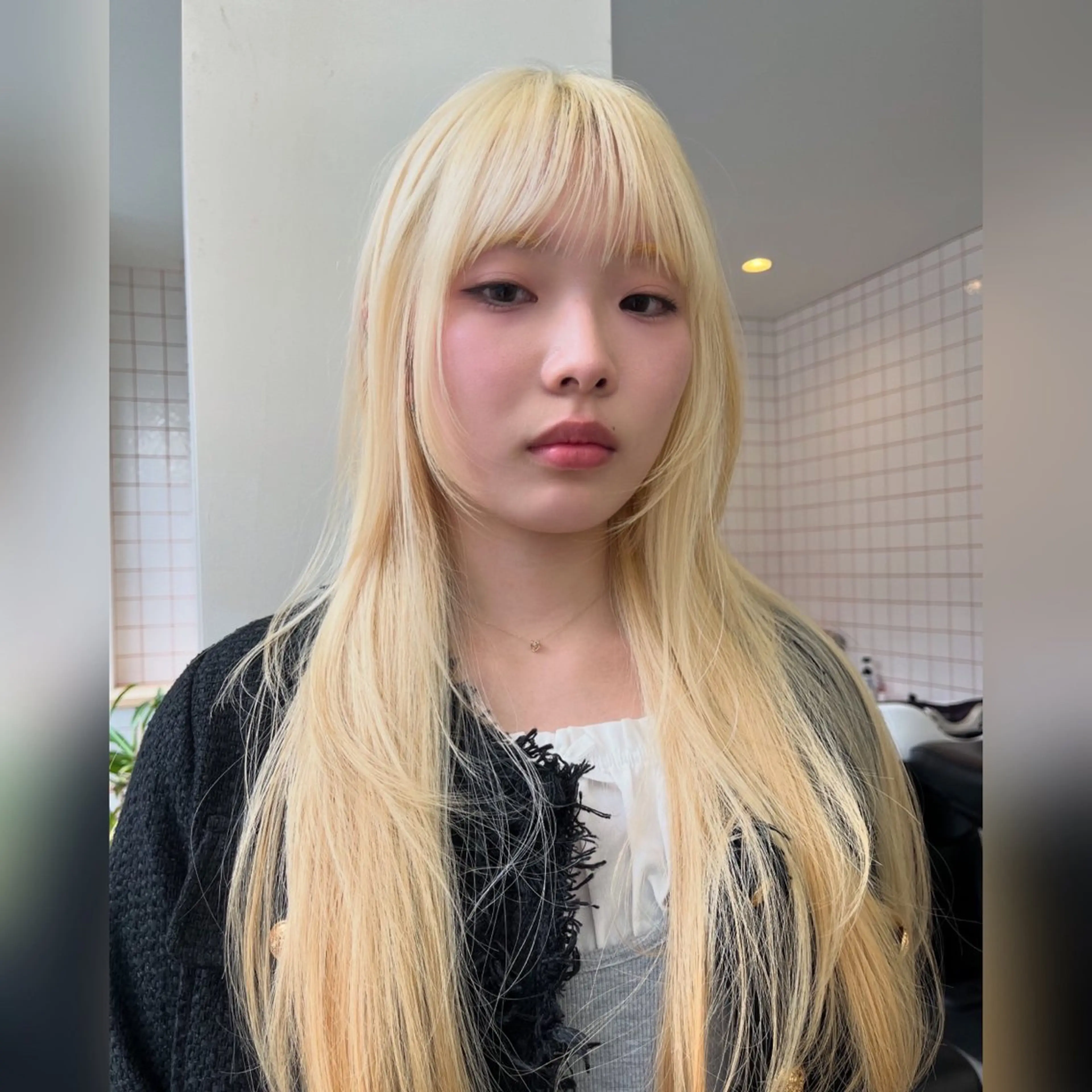 ロング カラー 縮毛矯正 トリートメント ブリーチ怖い人の味方 ケアブリーチ/ユウキのヘアスタイル