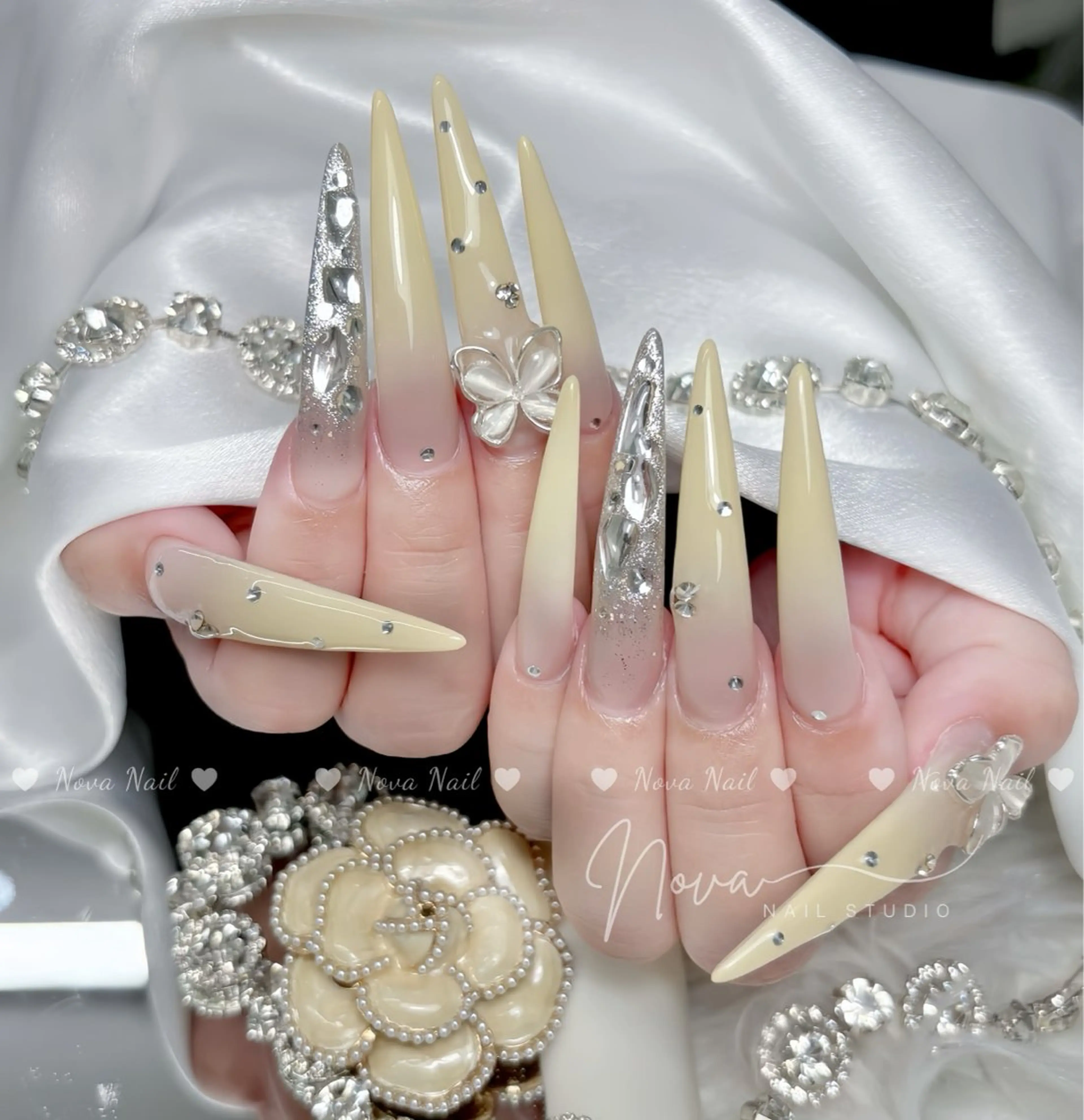 ネイル ハンドネイル ハンドケア Nova Nail Nambaのネイルデザイン