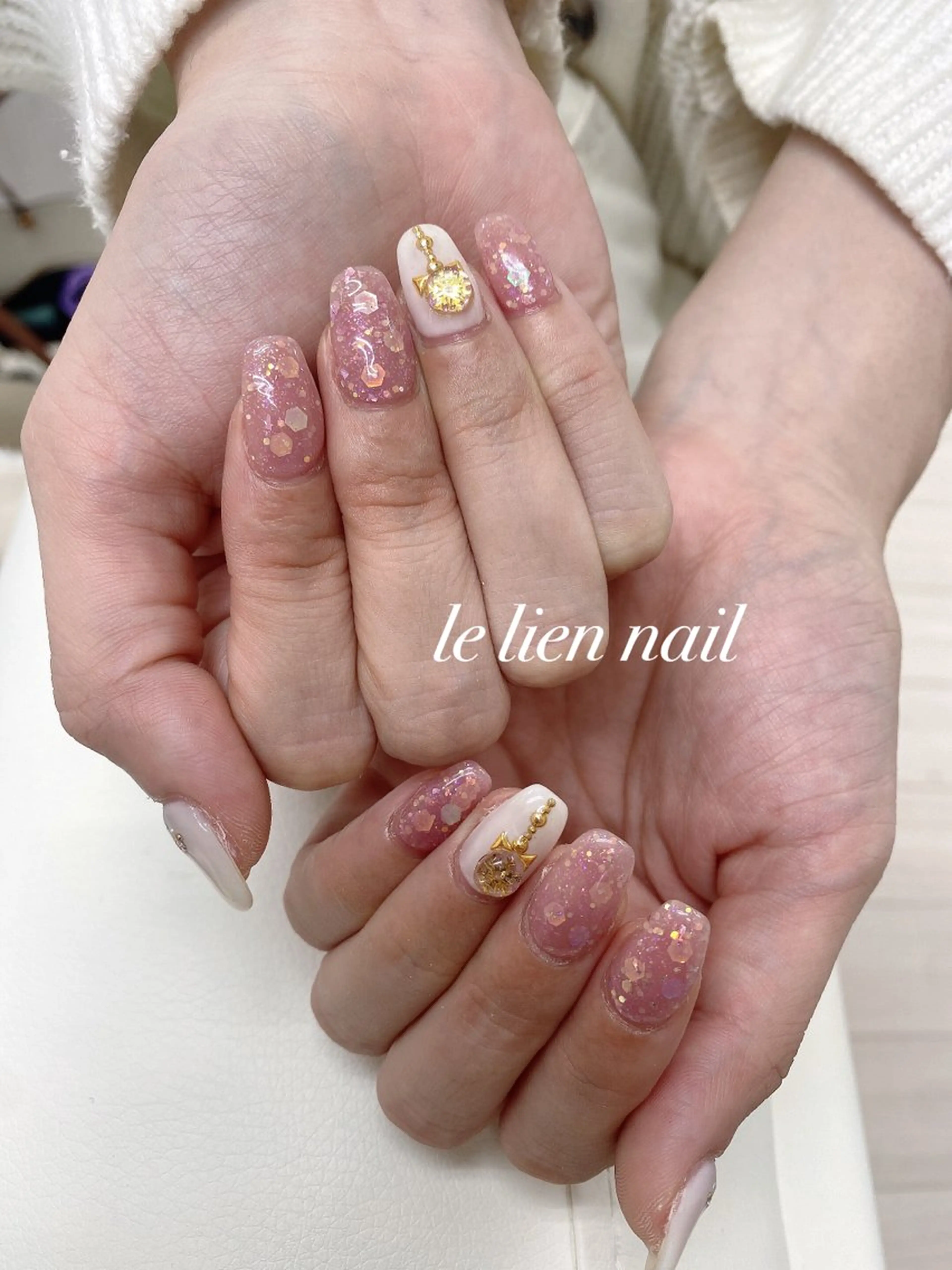 ネイル キラキラネイル 冬ネイル クリスマス le lien nailのネイルデザイン