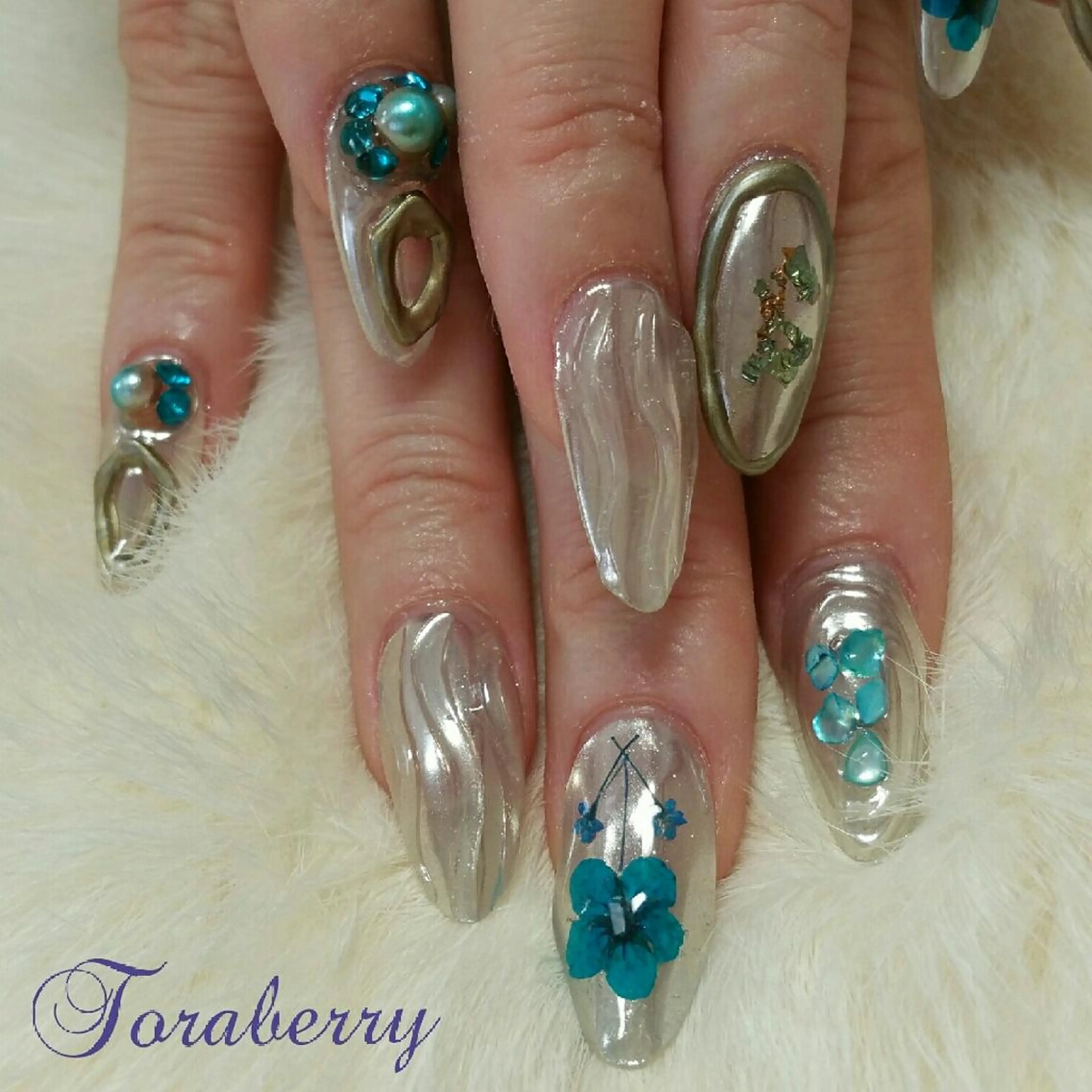 ネイル ロングネイル ハンドネイル ネイリスト なつみのネイルデザイン