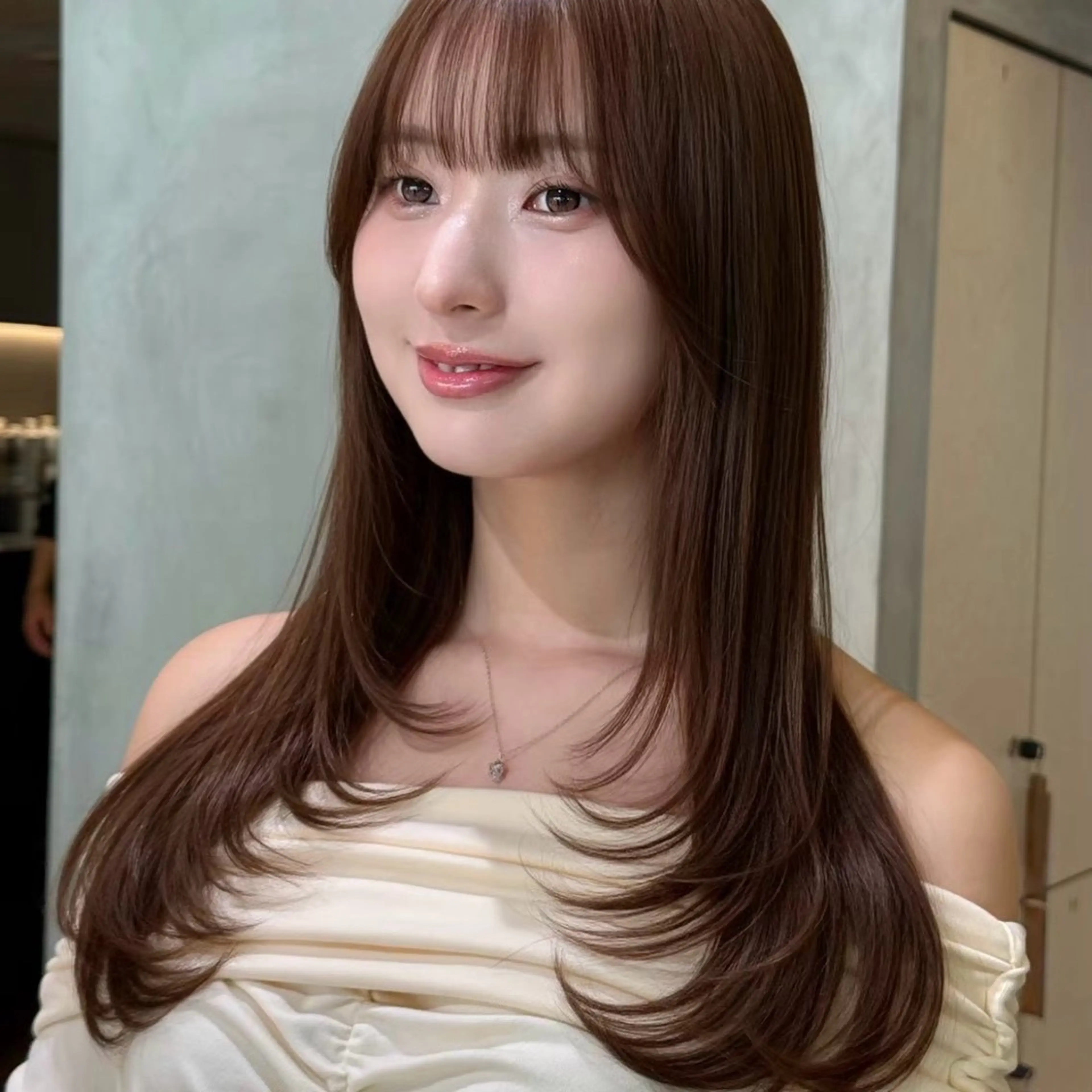 ロング ボブ/レイヤー/ 縮毛矯正/ 渡邊莉玖のヘアスタイル