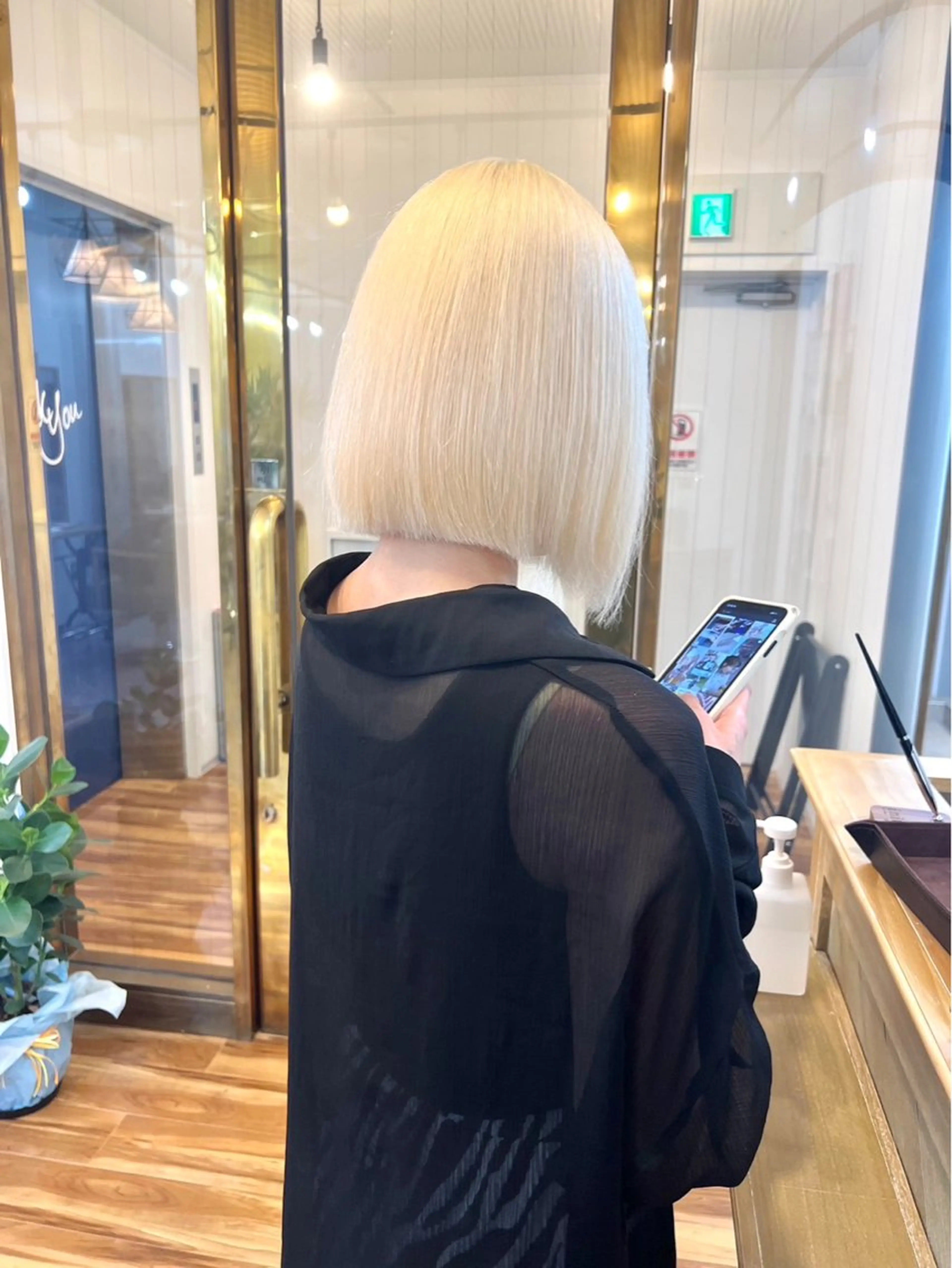 カラー yuu /N° 大分中央町店のヘアスタイル