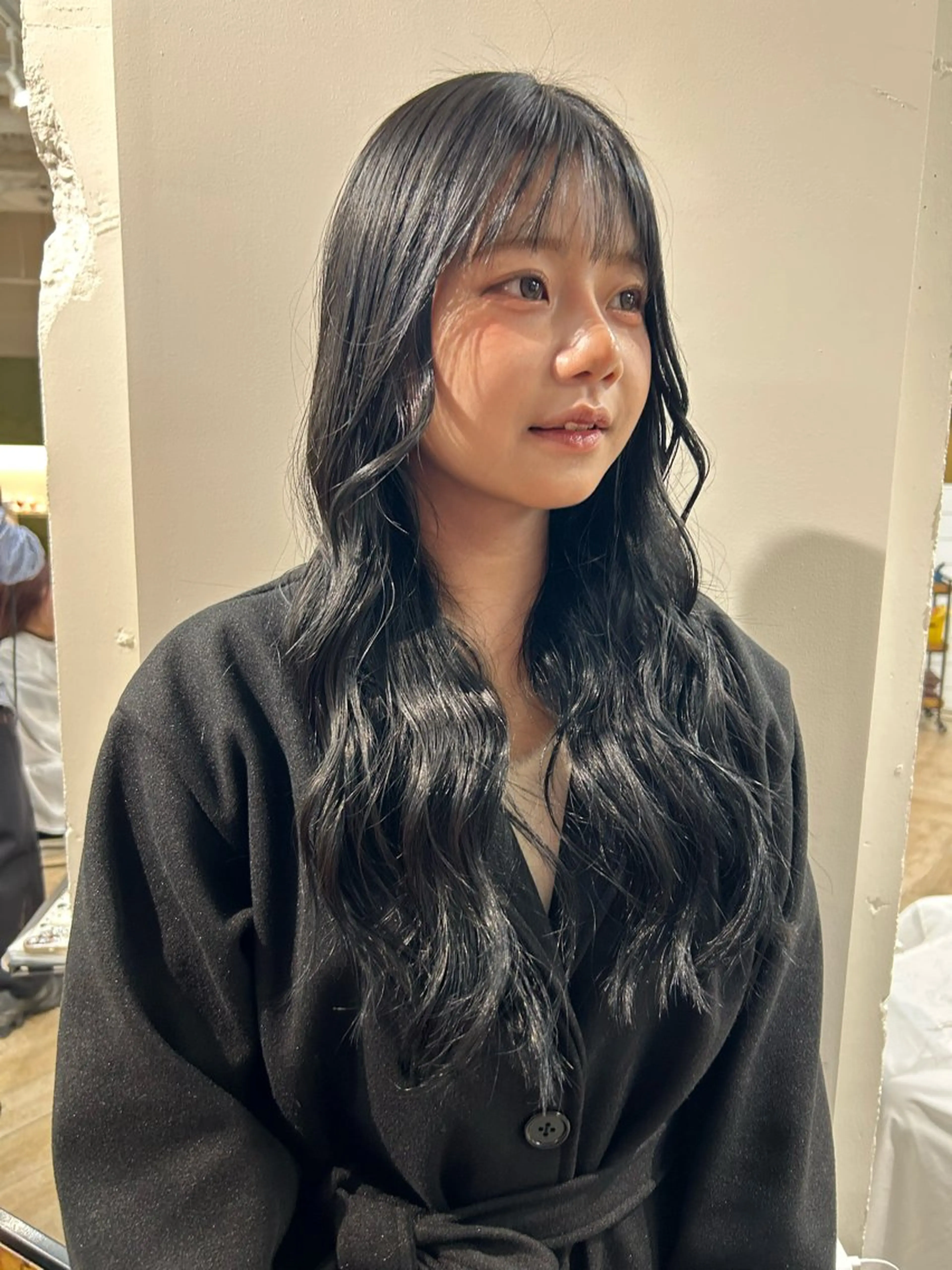 ロング カラー カット ヘアカラー トリートメント ベージュ/ダブルカラ ー/新潟駅/青柳萌果のヘアスタイル