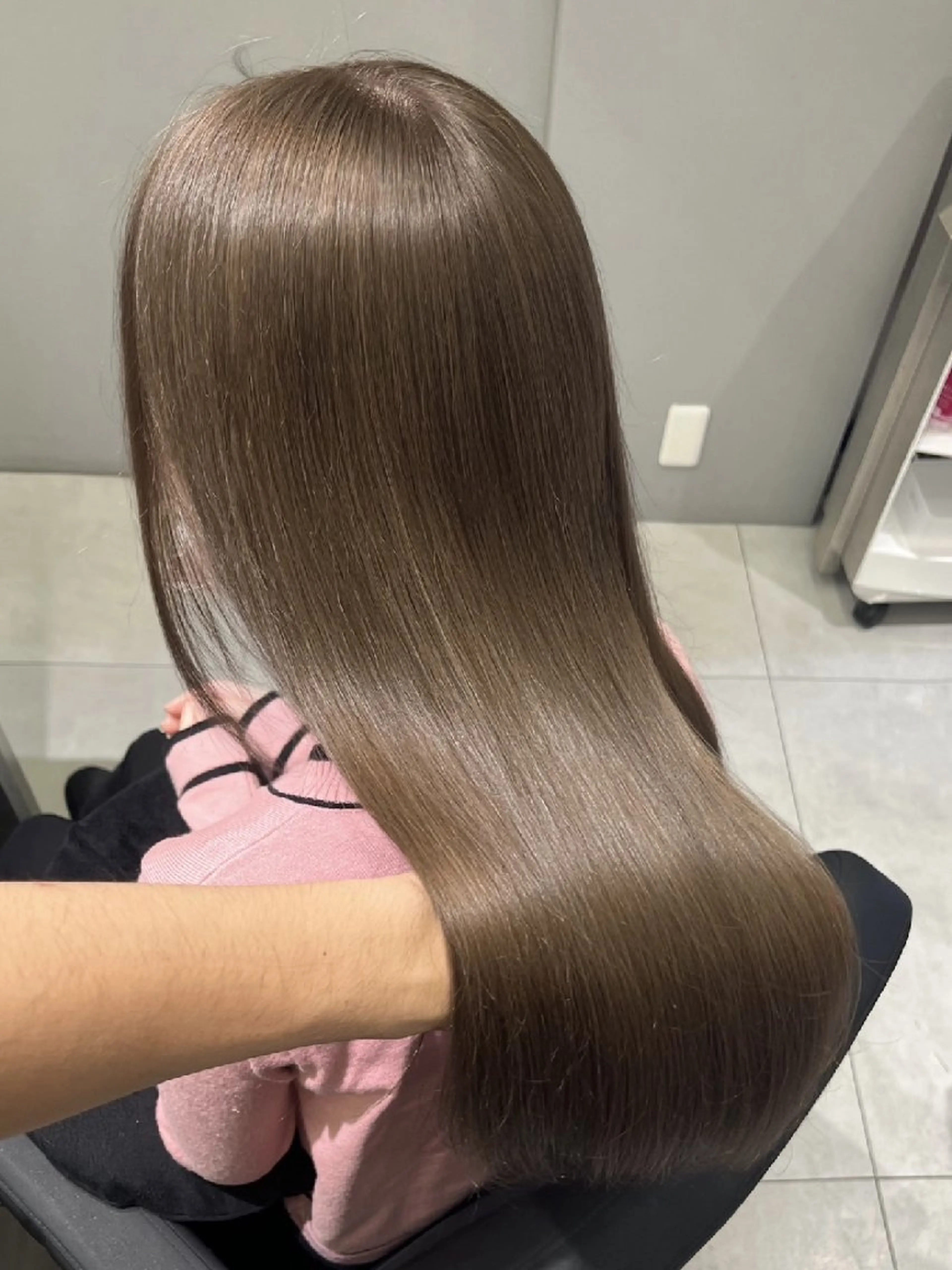 ロング カラー ブリーチ 髪質改善 韓国風ヘア piLLon 心斎橋のヘアスタイル