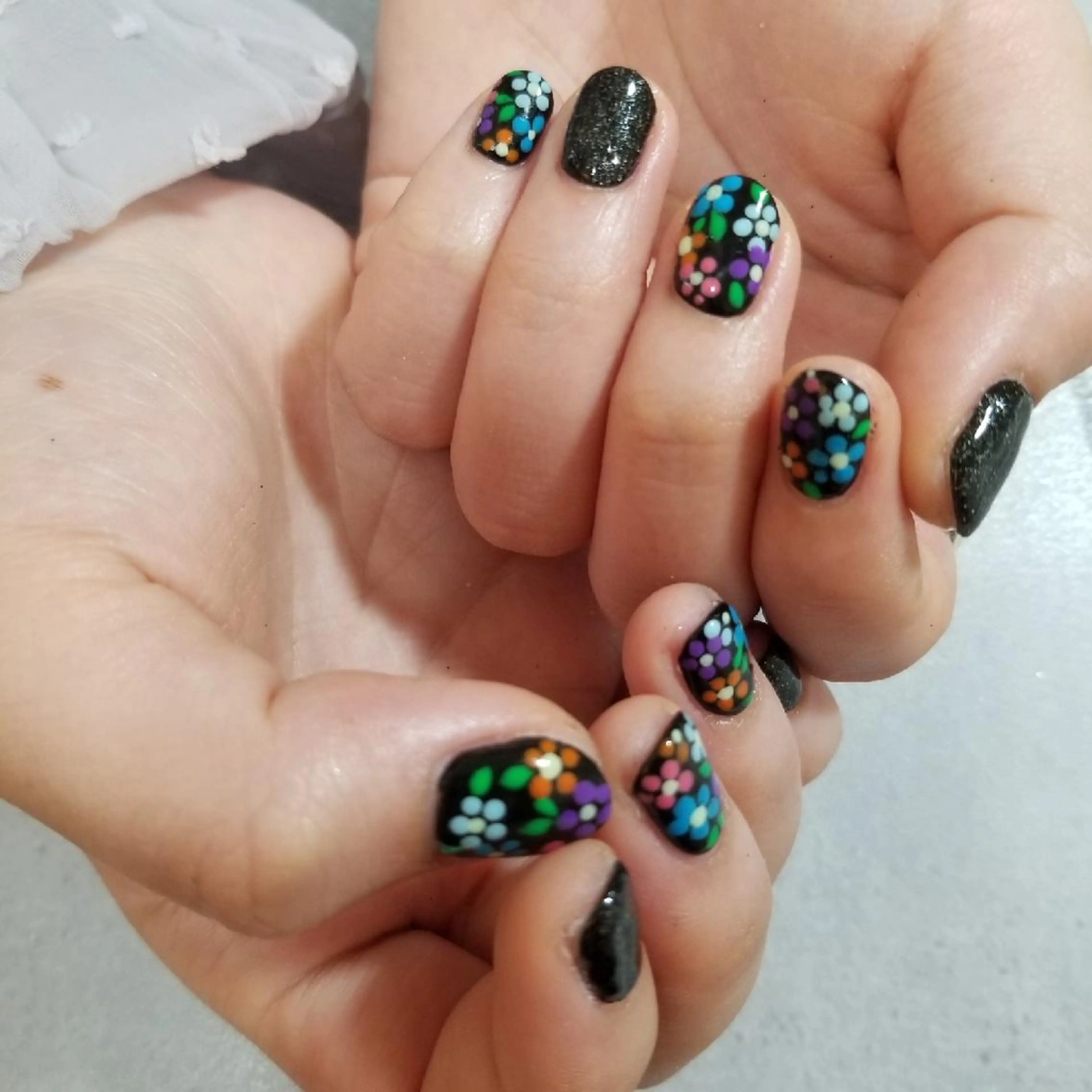 ネイル nijiiro🌈 サトウのネイルデザイン