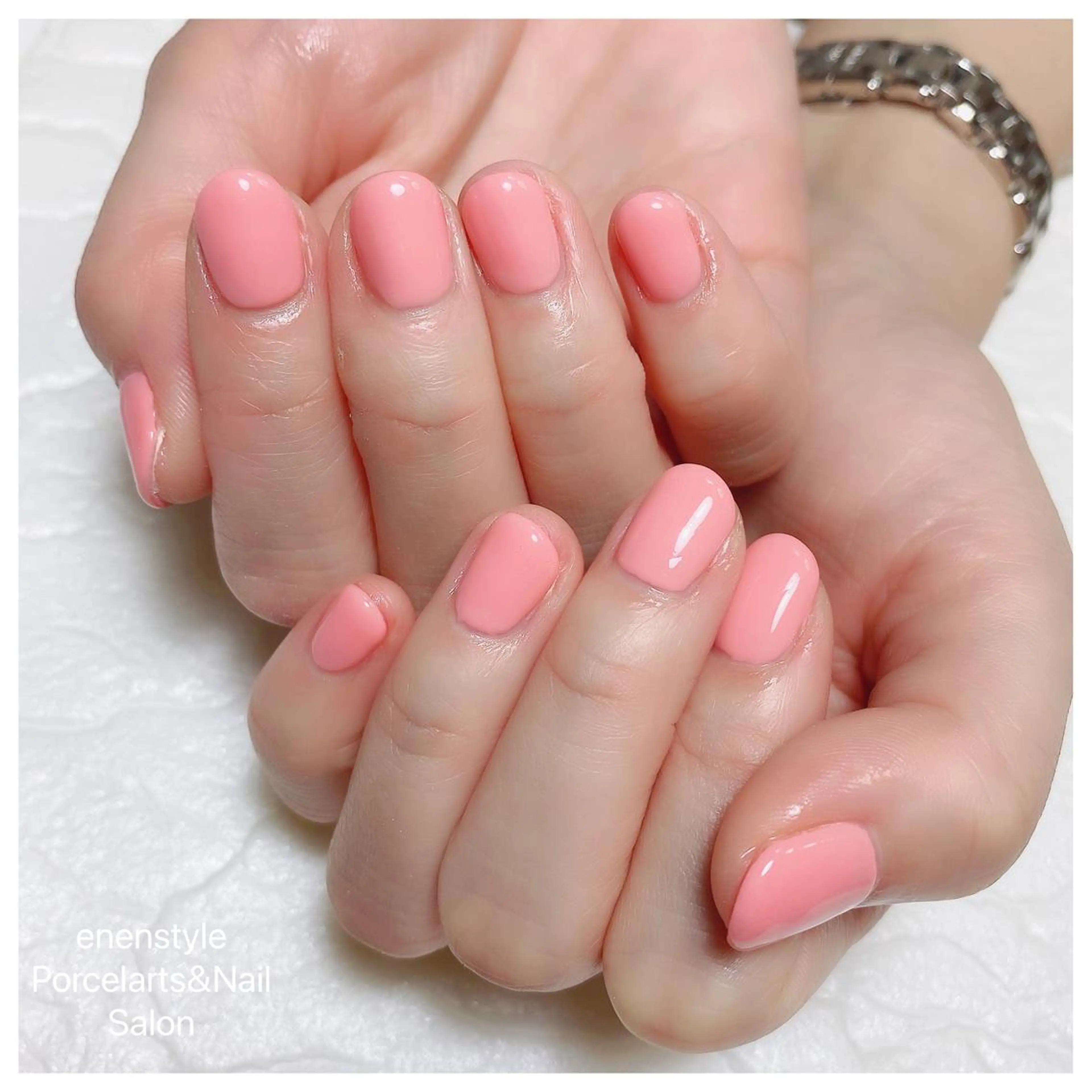 ショート ネイル 👑enen style👑のネイルデザイン