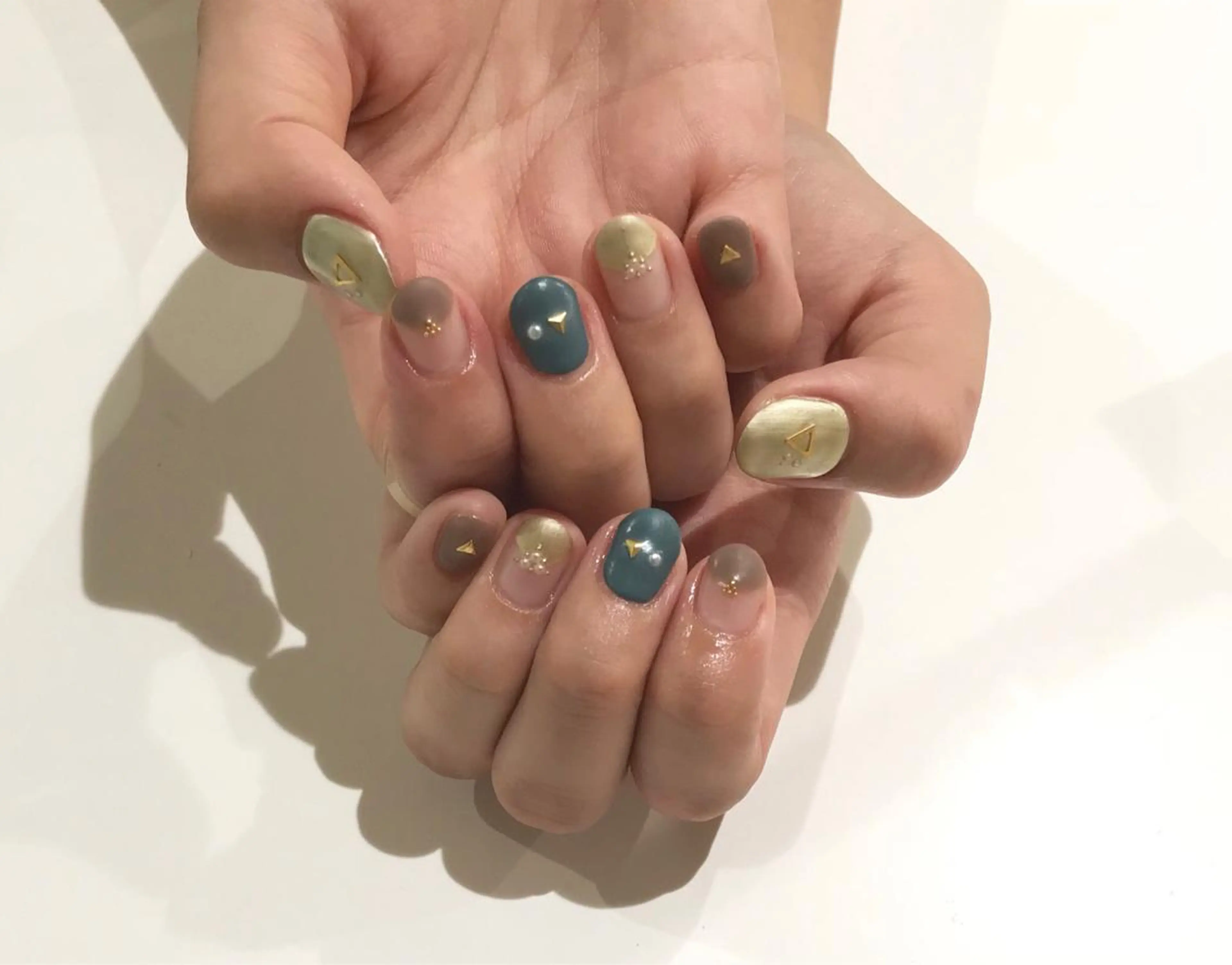 ネイル 舞田 苑香のネイルデザイン