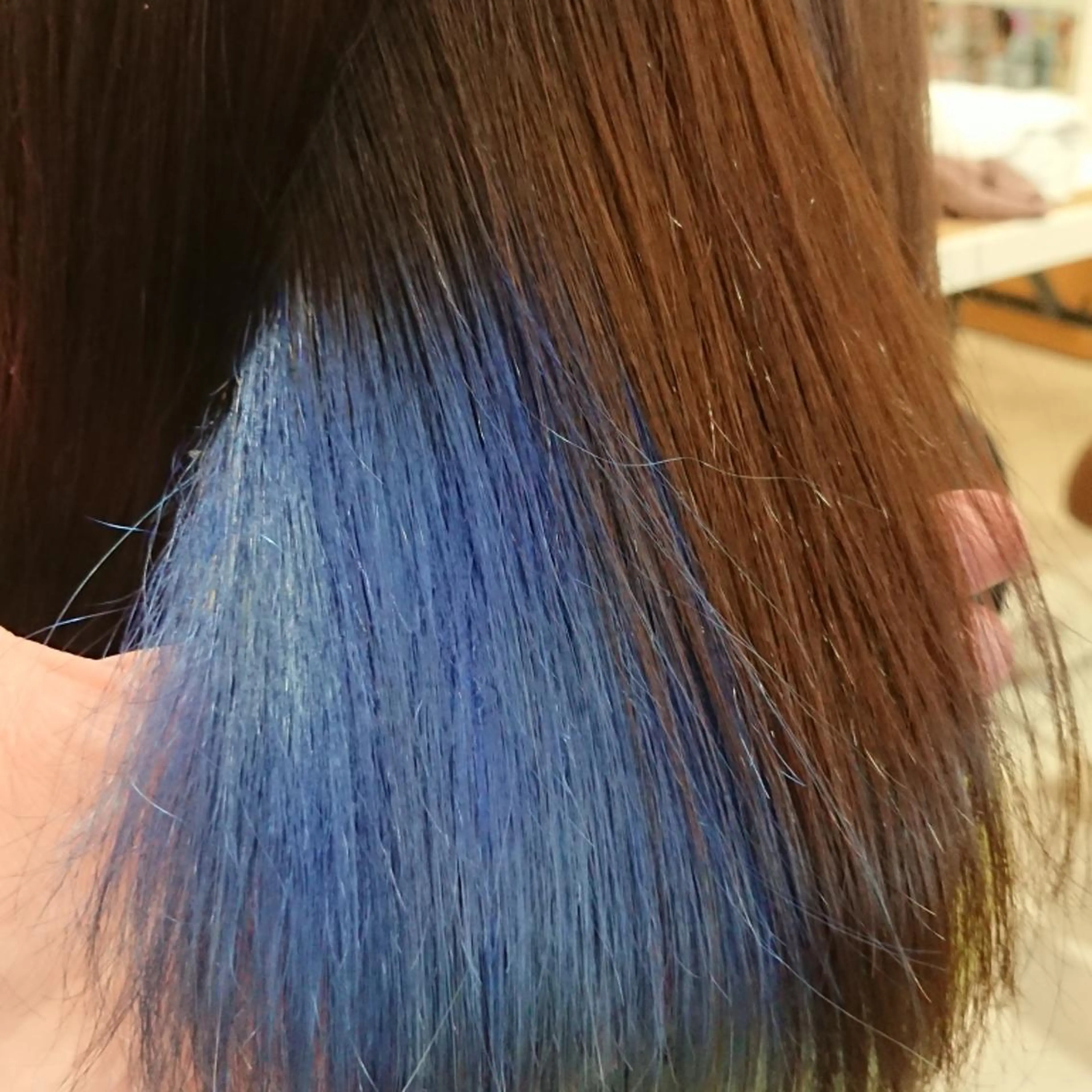 カラー ブルーカラー インナーカラー crea   芦田 武栄のヘアスタイル