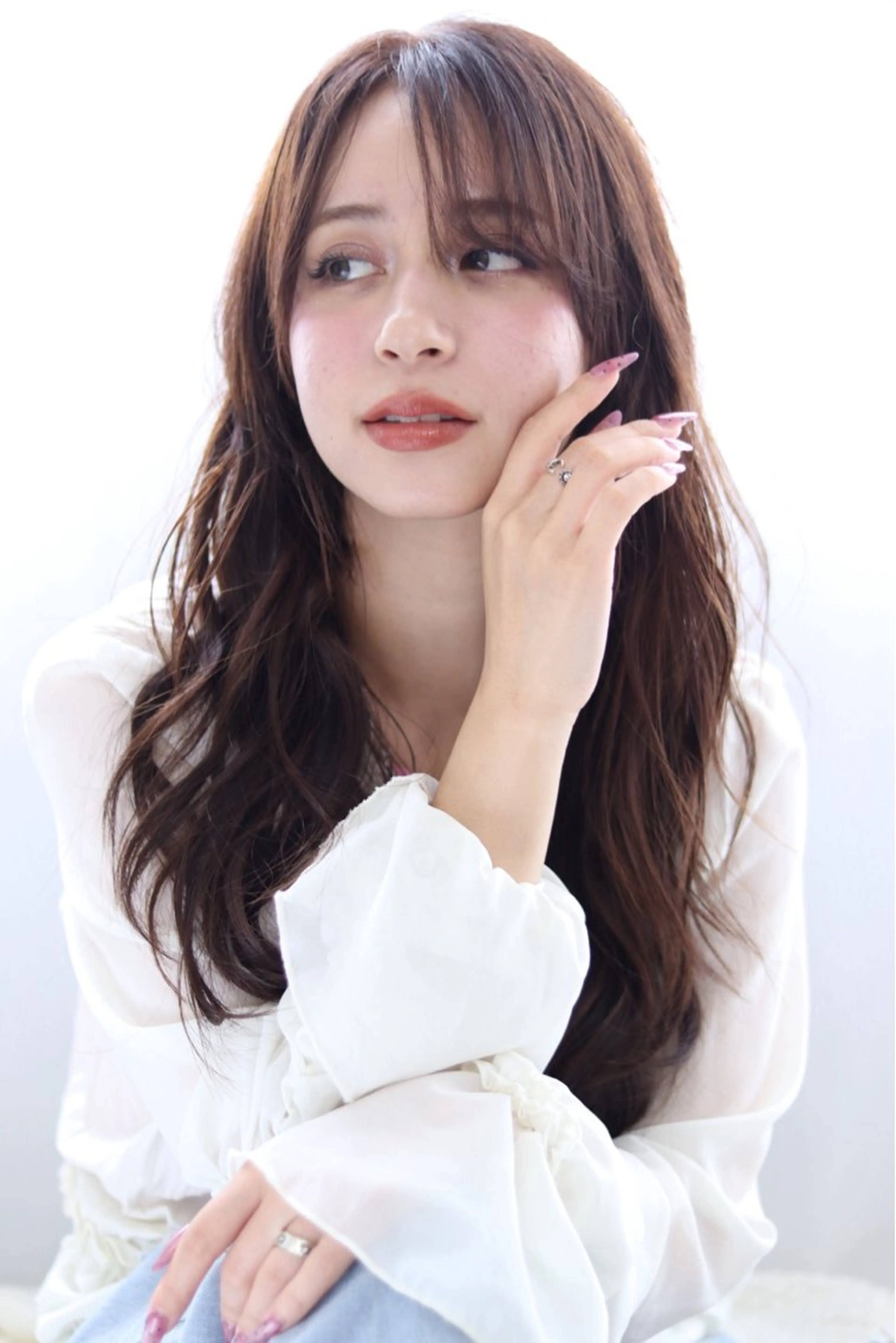 ロング 髙原 菖のヘアスタイル