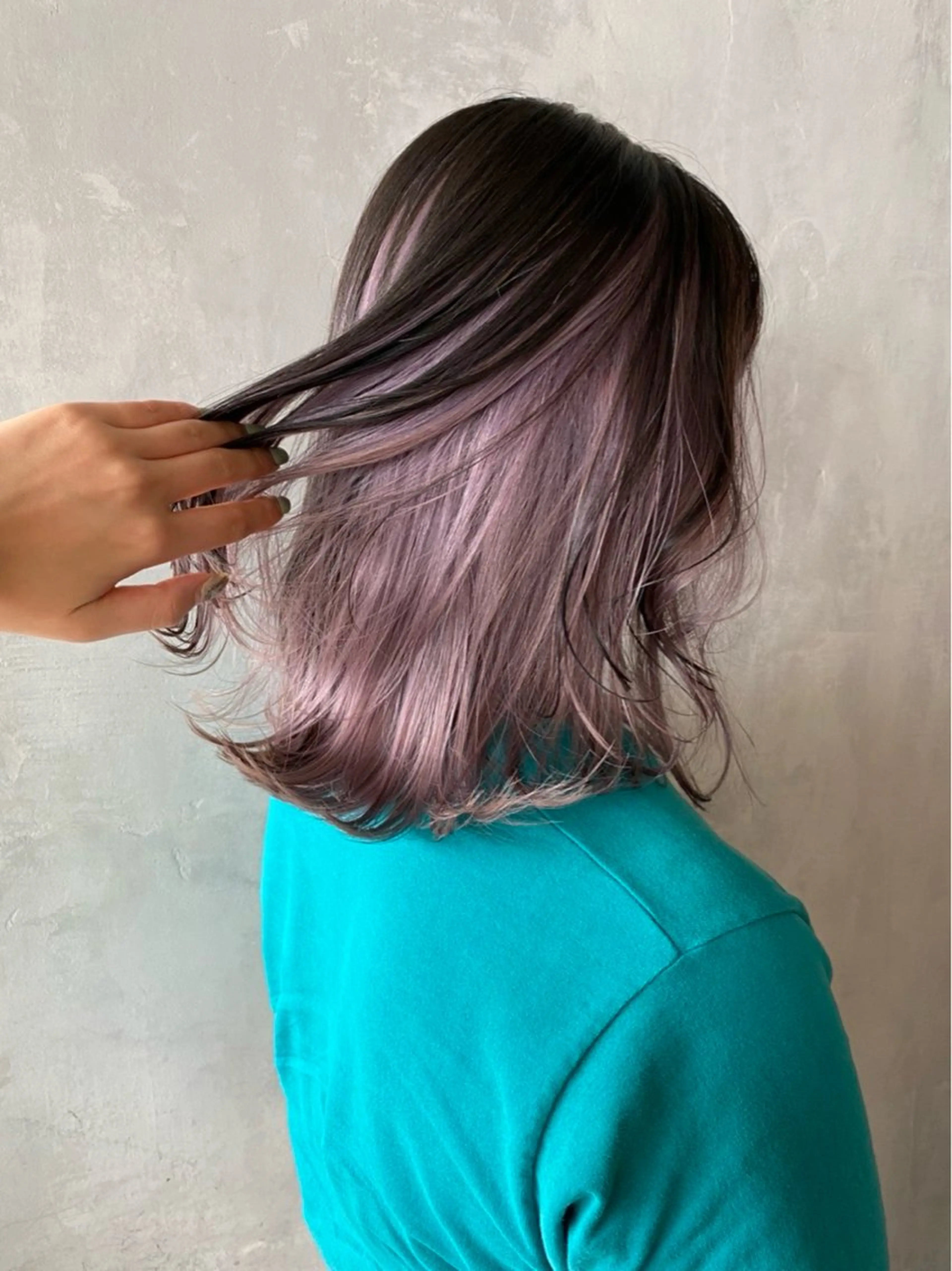 カラー かがやしづ ⭐️ハイトーンのヘアスタイル