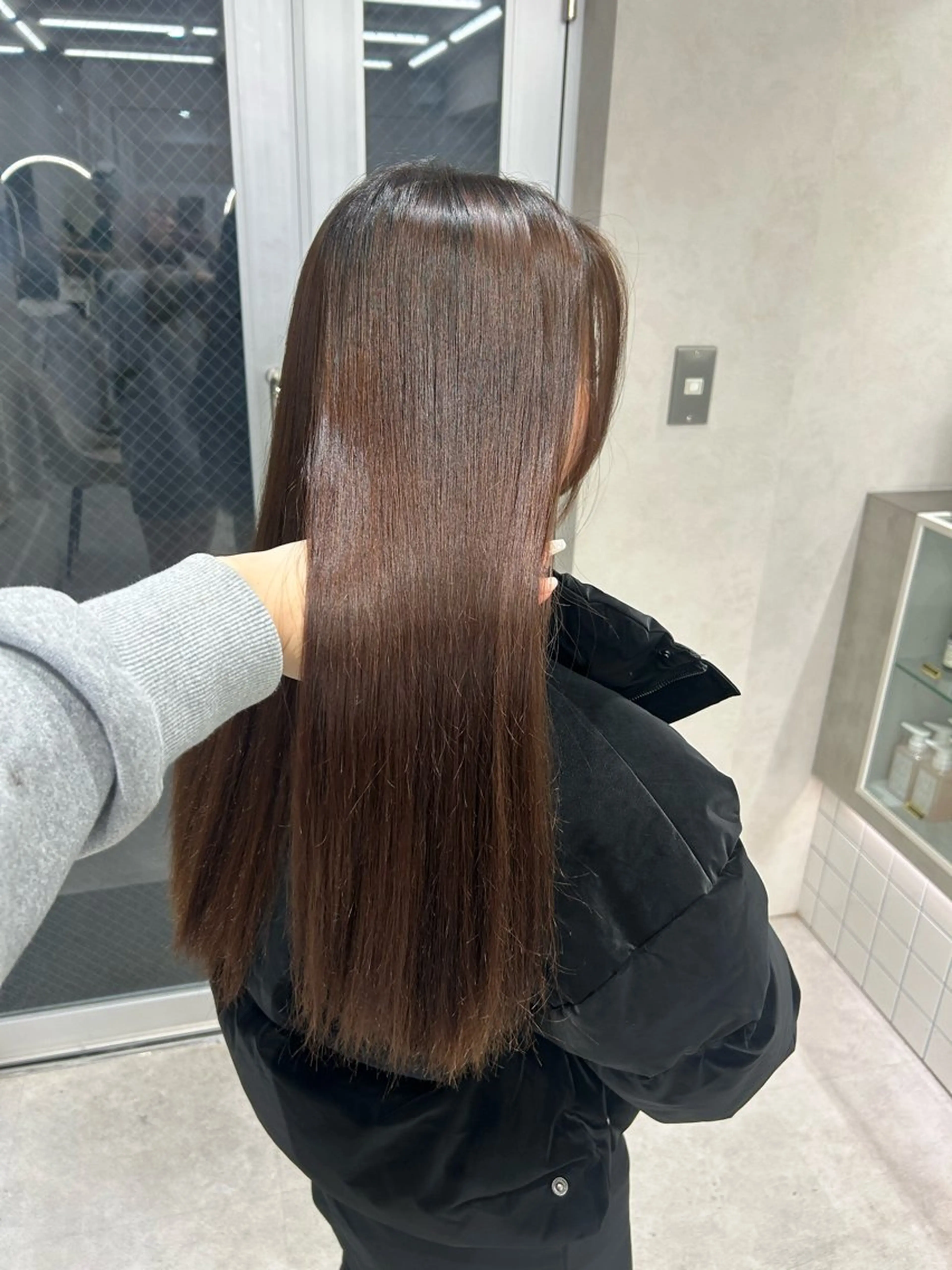 縮毛矯正 あ い か 🎀 レイヤーカットのヘアスタイル