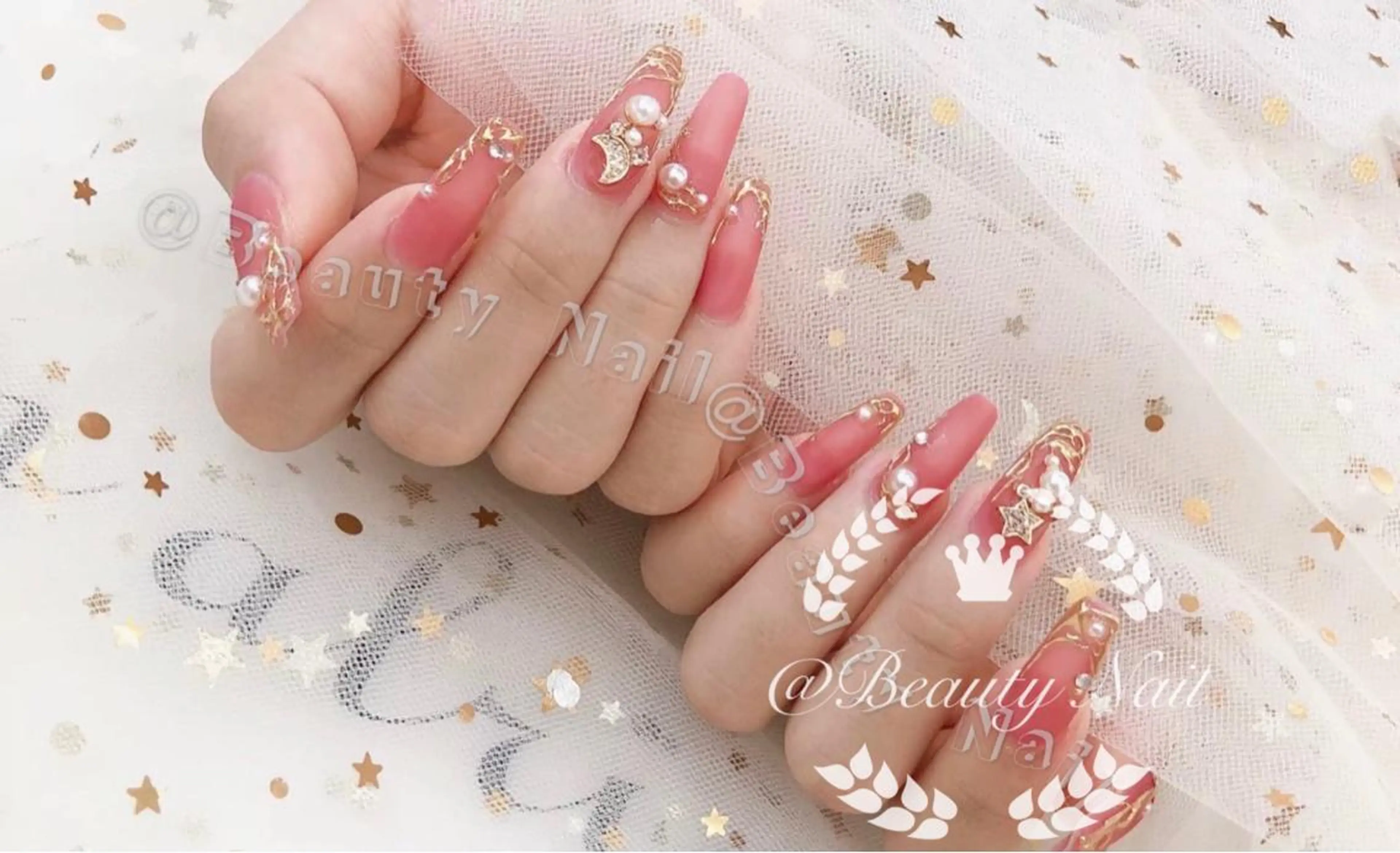 ネイル Moonstone Salon所属・Moonstone Salonのネイルデザイン