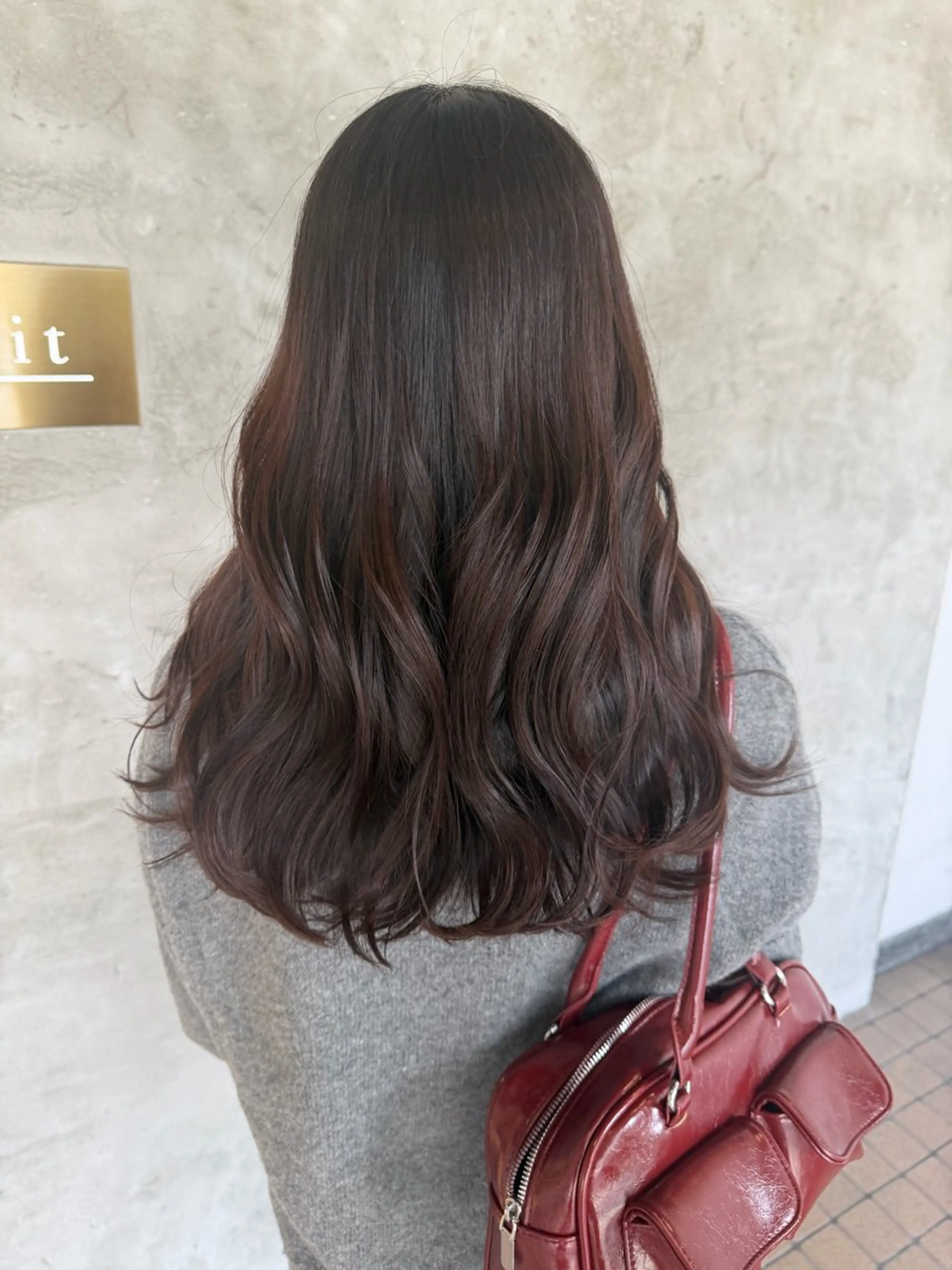 ロング ショートボブ ロングレイヤー アッシュ ボブ 顔周りカット attrait所属・attrait🍀 福田憂也のヘアスタイル