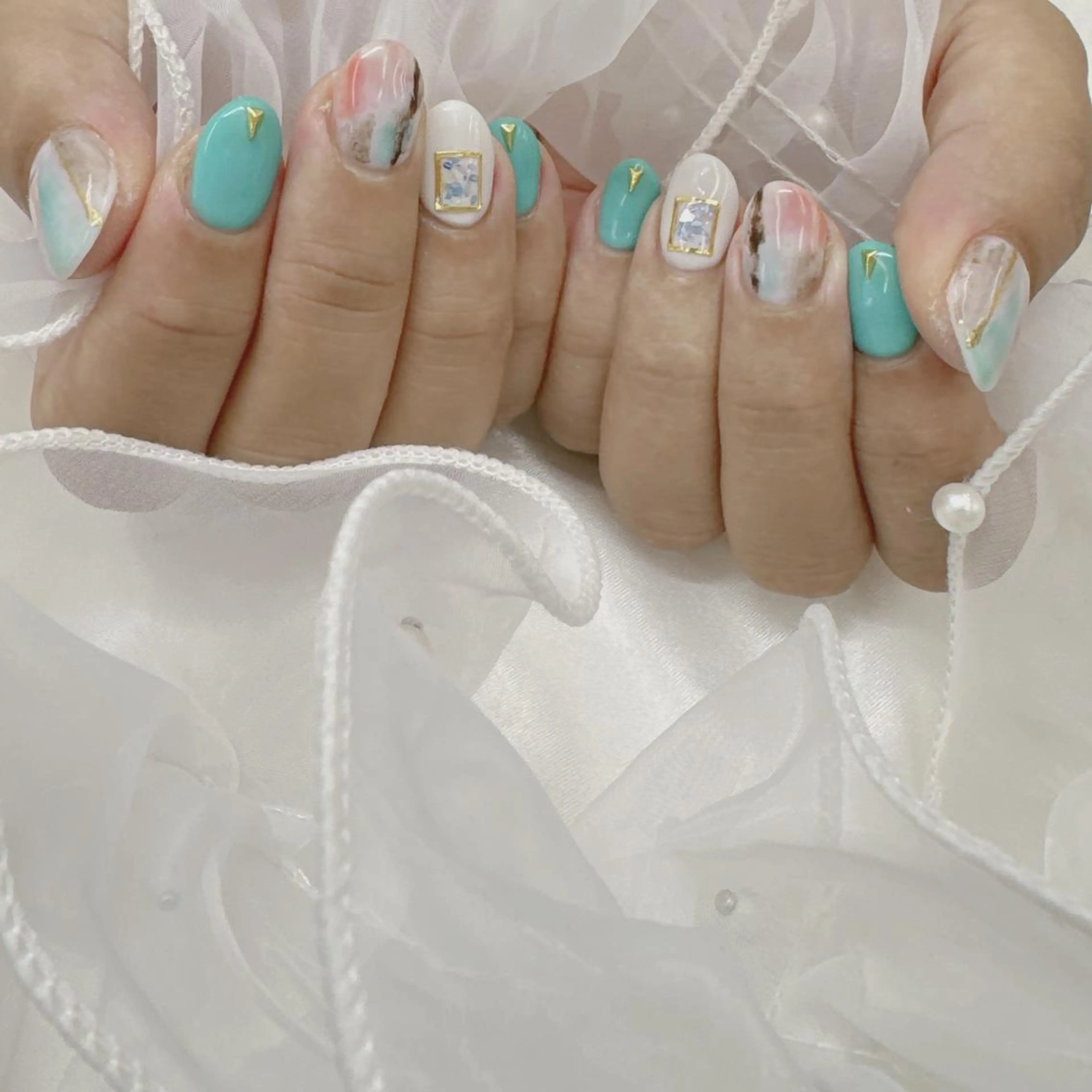 ネイル Nail salon Honey Beeのネイルデザイン