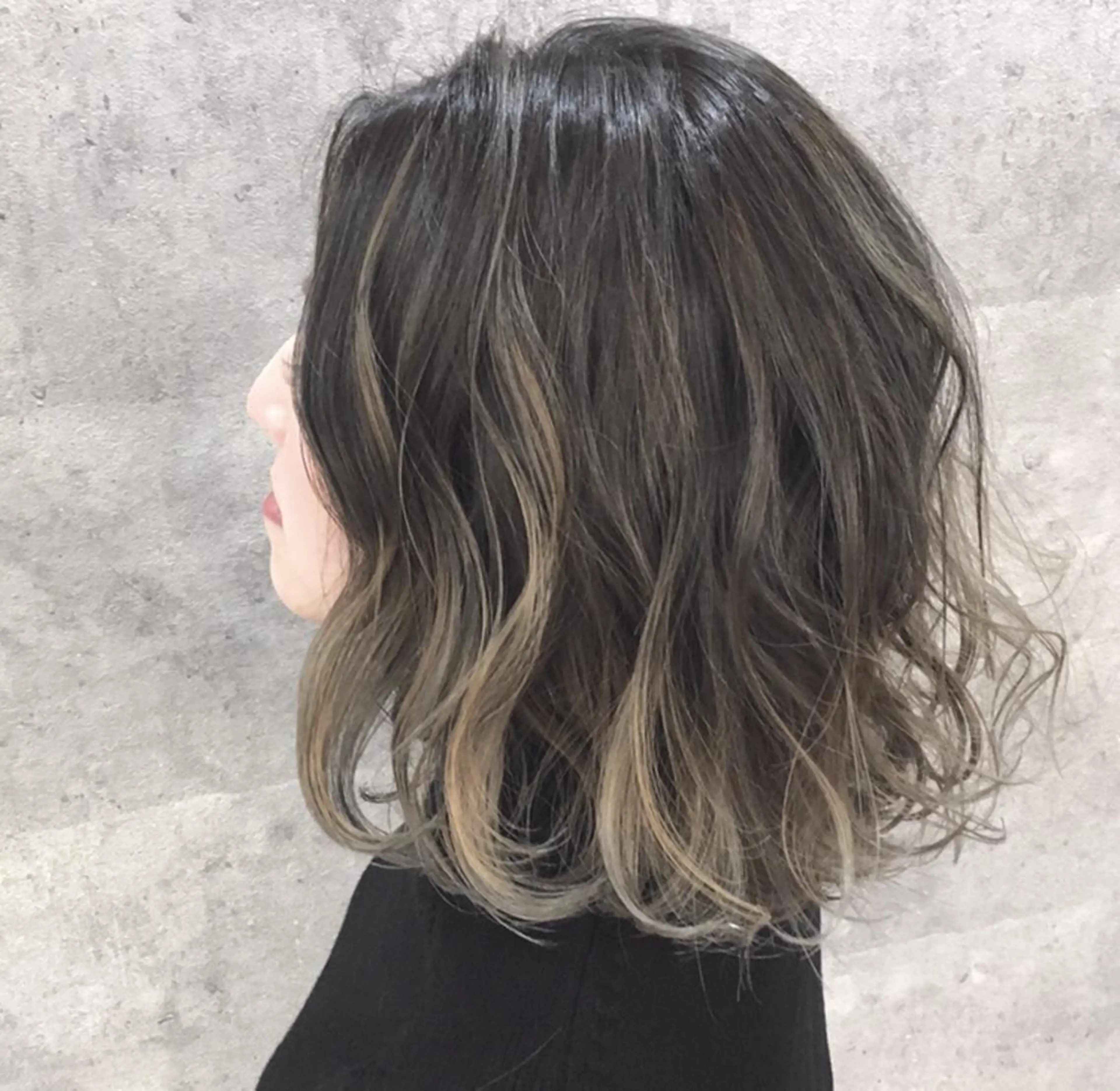 ミディアム MiL所属・✨ハイトーン✨ 濱田知孝のヘアスタイル