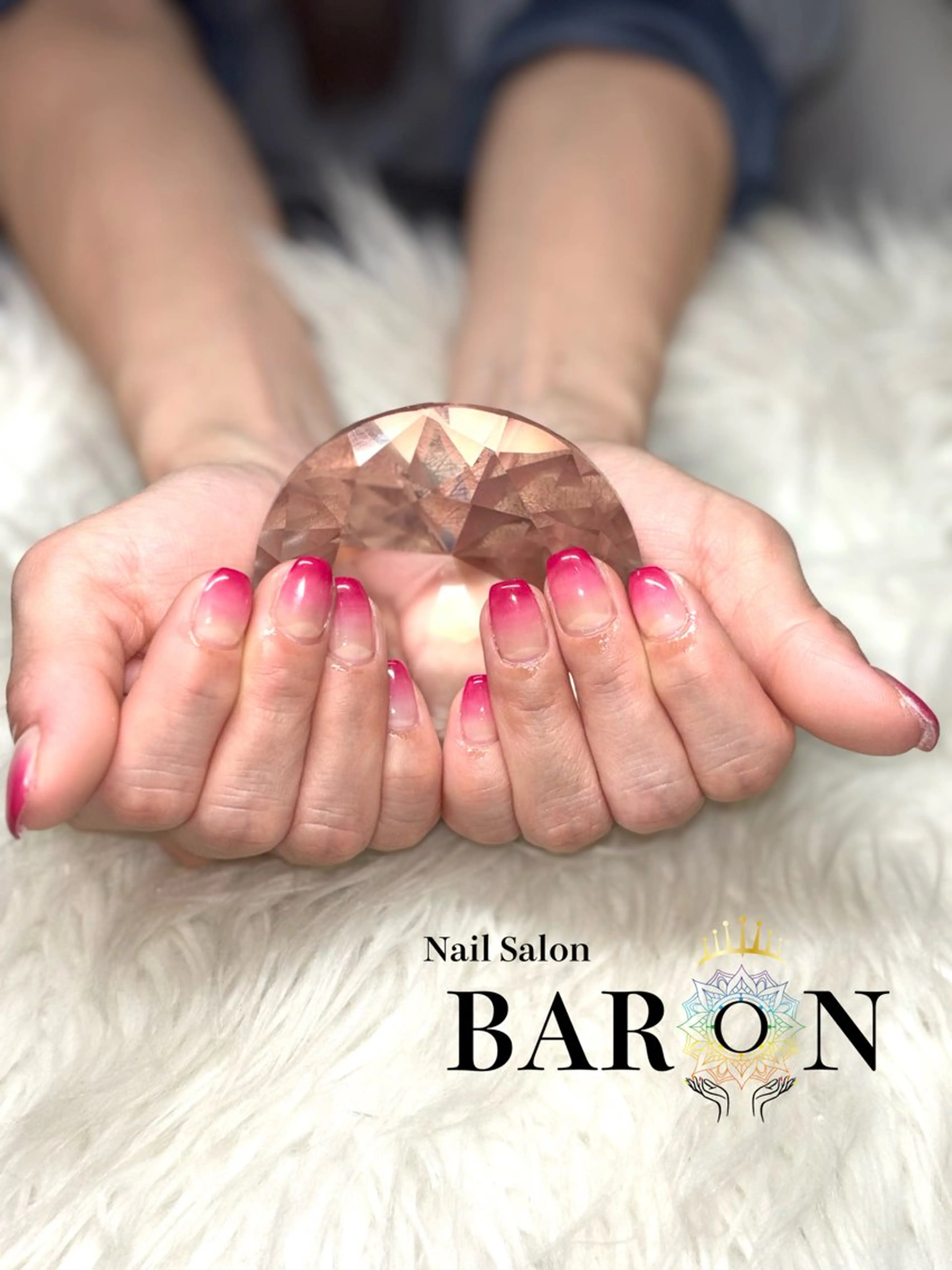 ネイル ピンク 赤色 ♛︎BARON♛︎ MASHIROのネイルデザイン